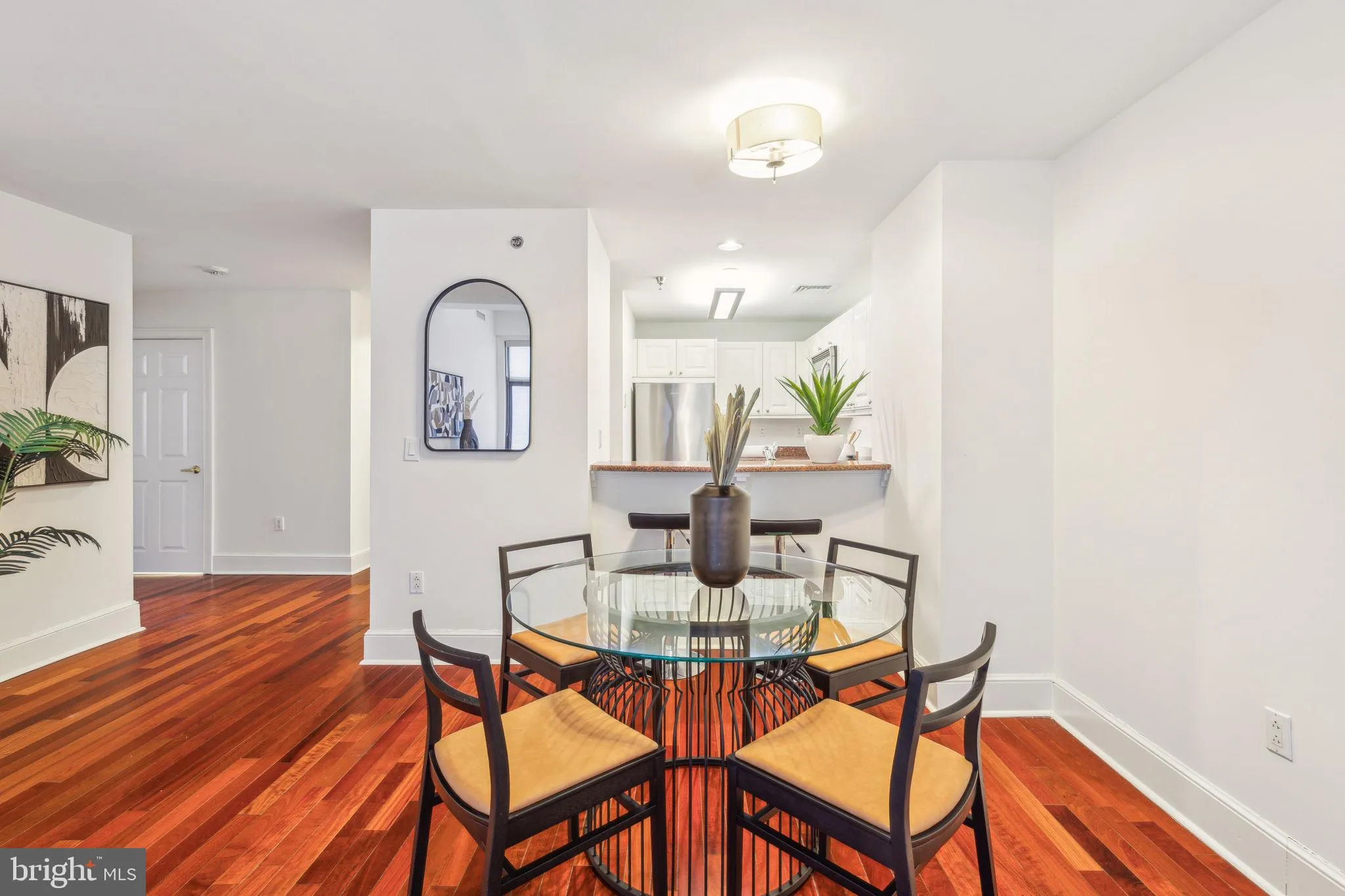 Philadelphia, Pennsylvania 19102, United States, 1 Bedroom Bedrooms, ,1 BathroomBathrooms,Residential,Active,1511