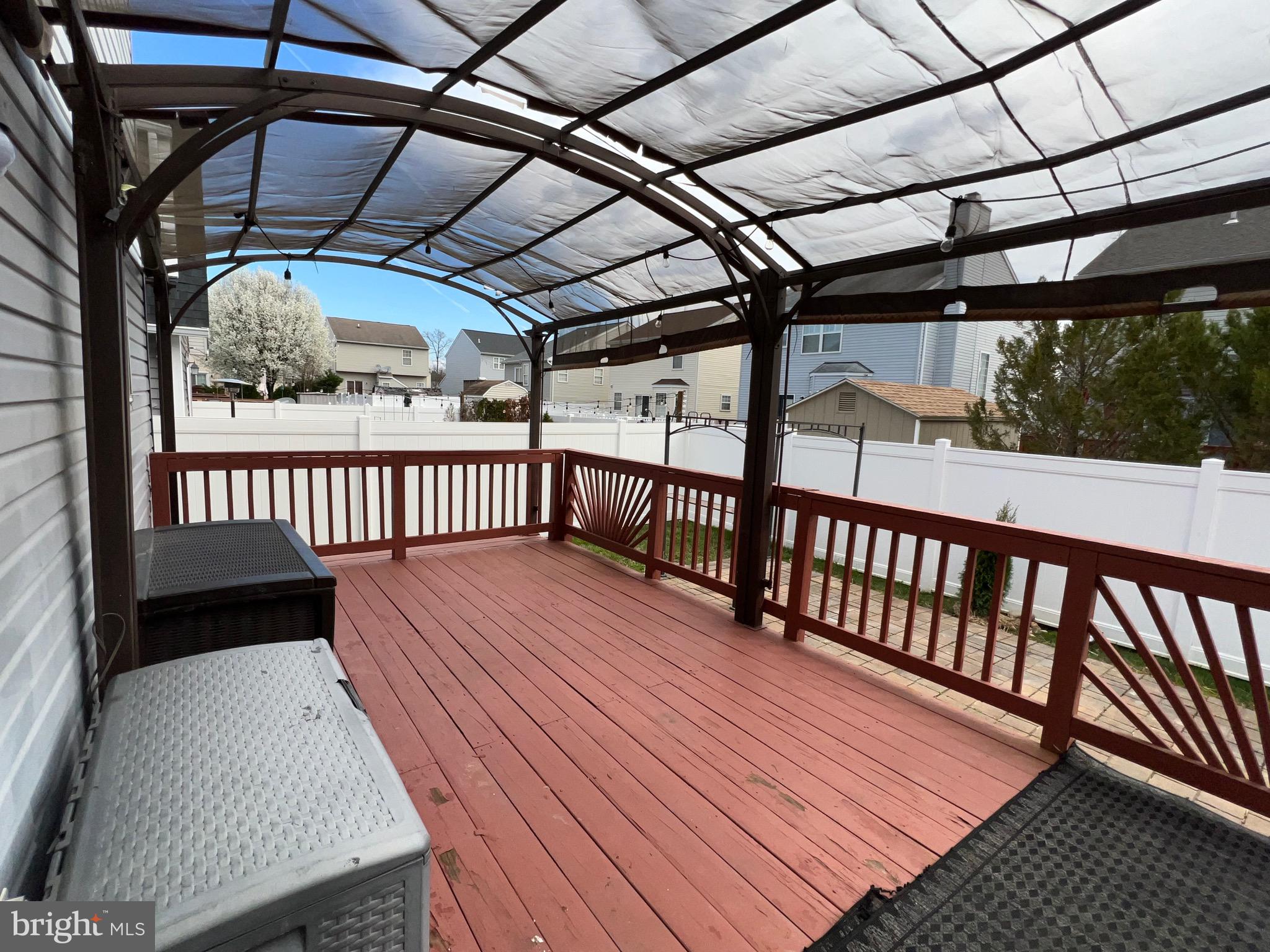 GRANDE VIEW PARK - Residential