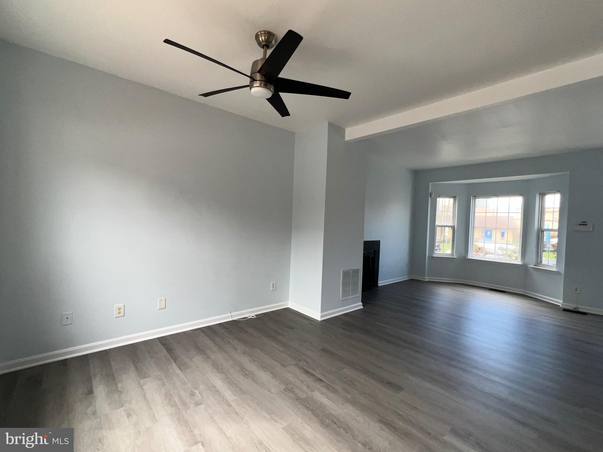 GRANDE VIEW PARK - Residential