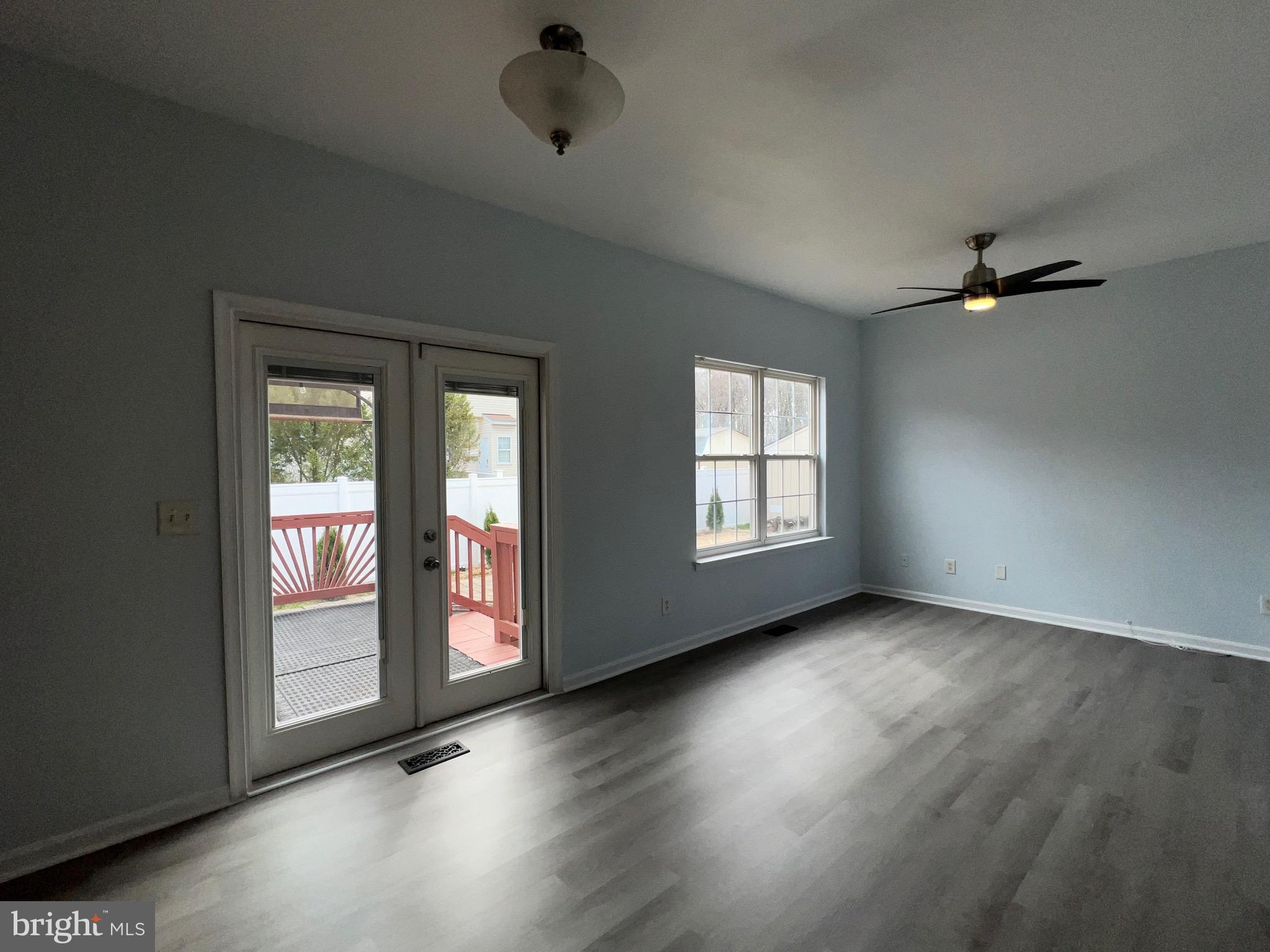 GRANDE VIEW PARK - Residential