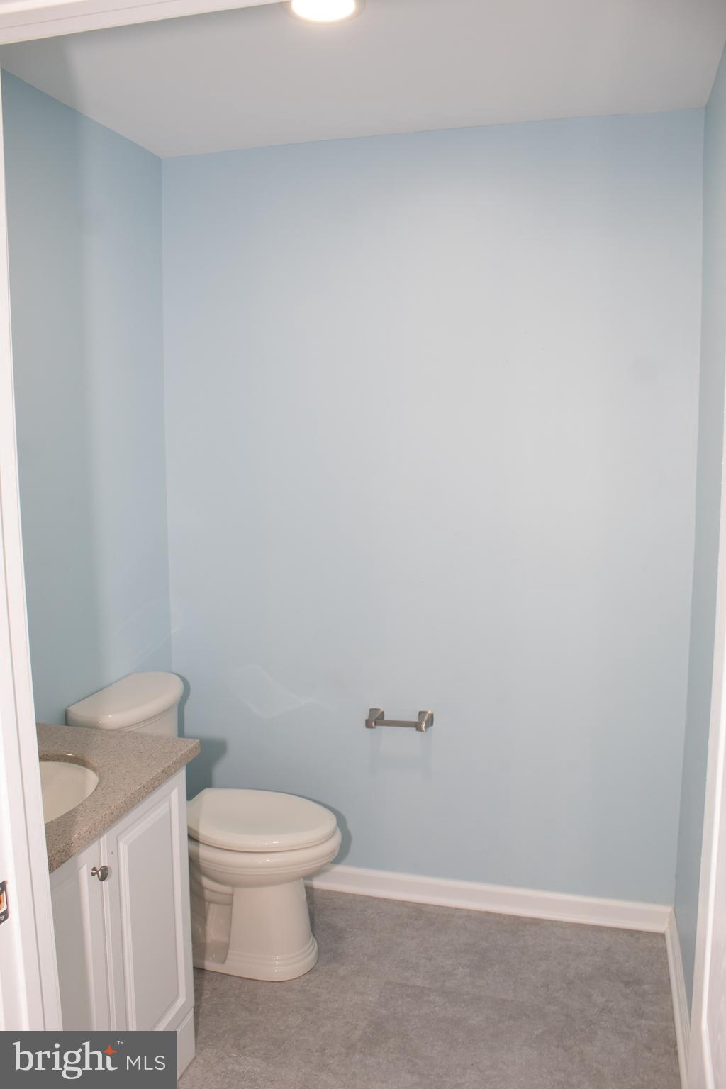 ROMANCOKE ON THE BAY - Residential