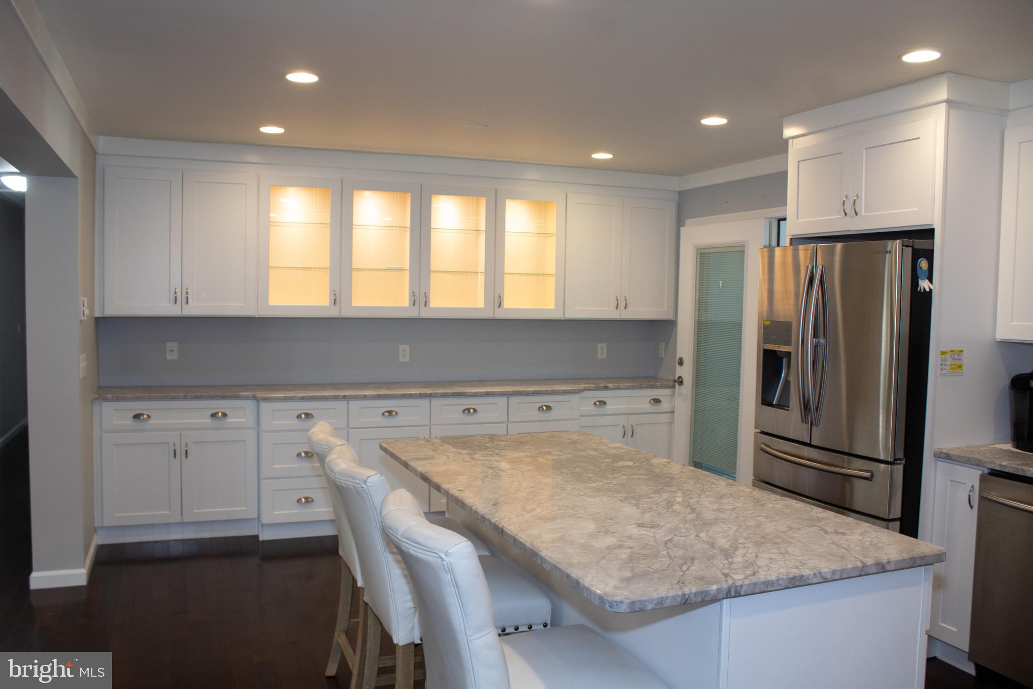 ROMANCOKE ON THE BAY - Residential