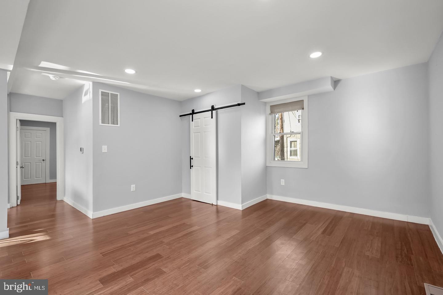 WOODLAWN PARK - Residential