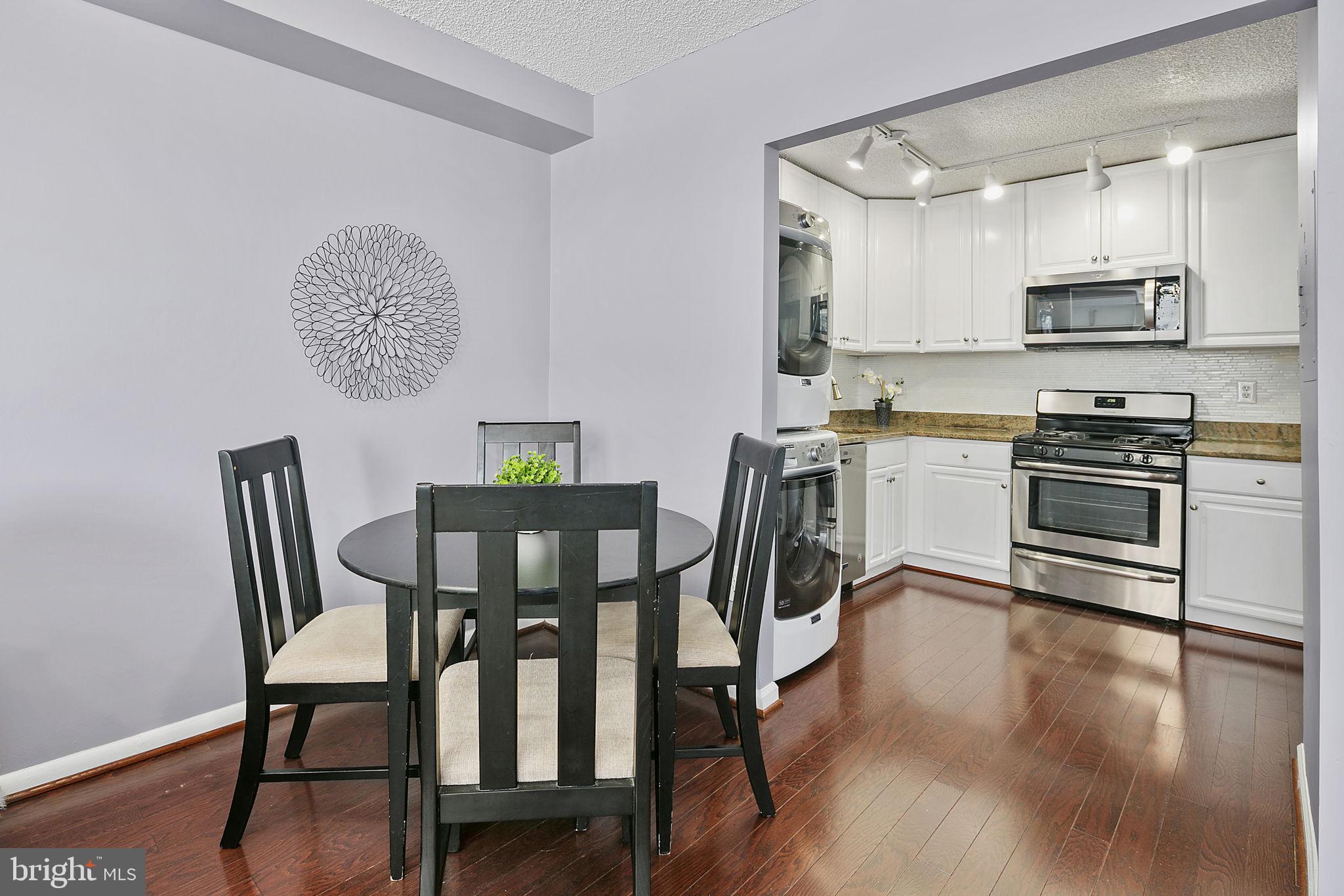 SKYLINE PLAZA - Residential