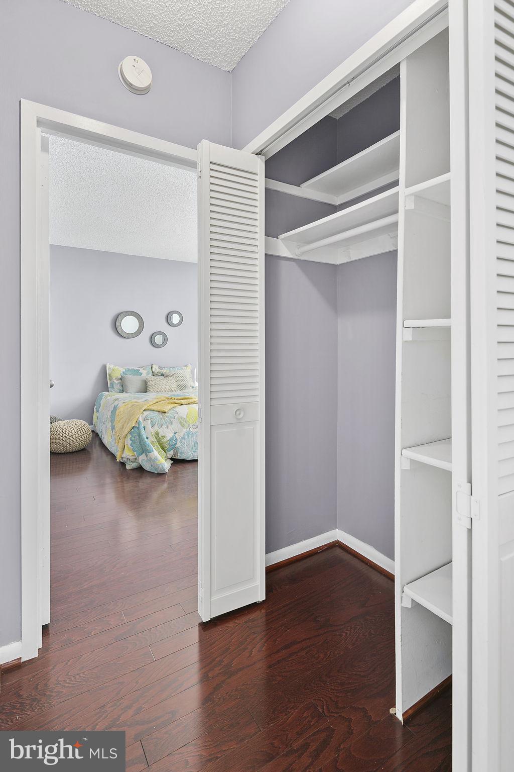 SKYLINE PLAZA - Residential