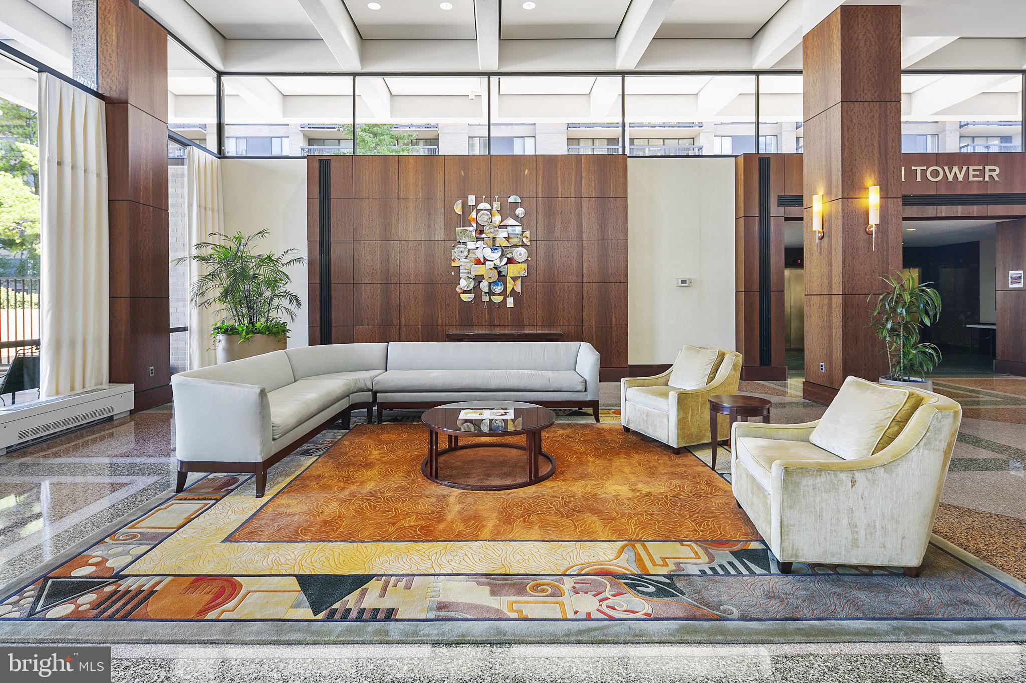 SKYLINE PLAZA - Residential