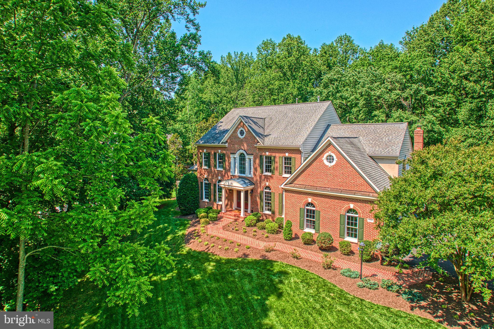 WOODLAND ESTATES - Residential