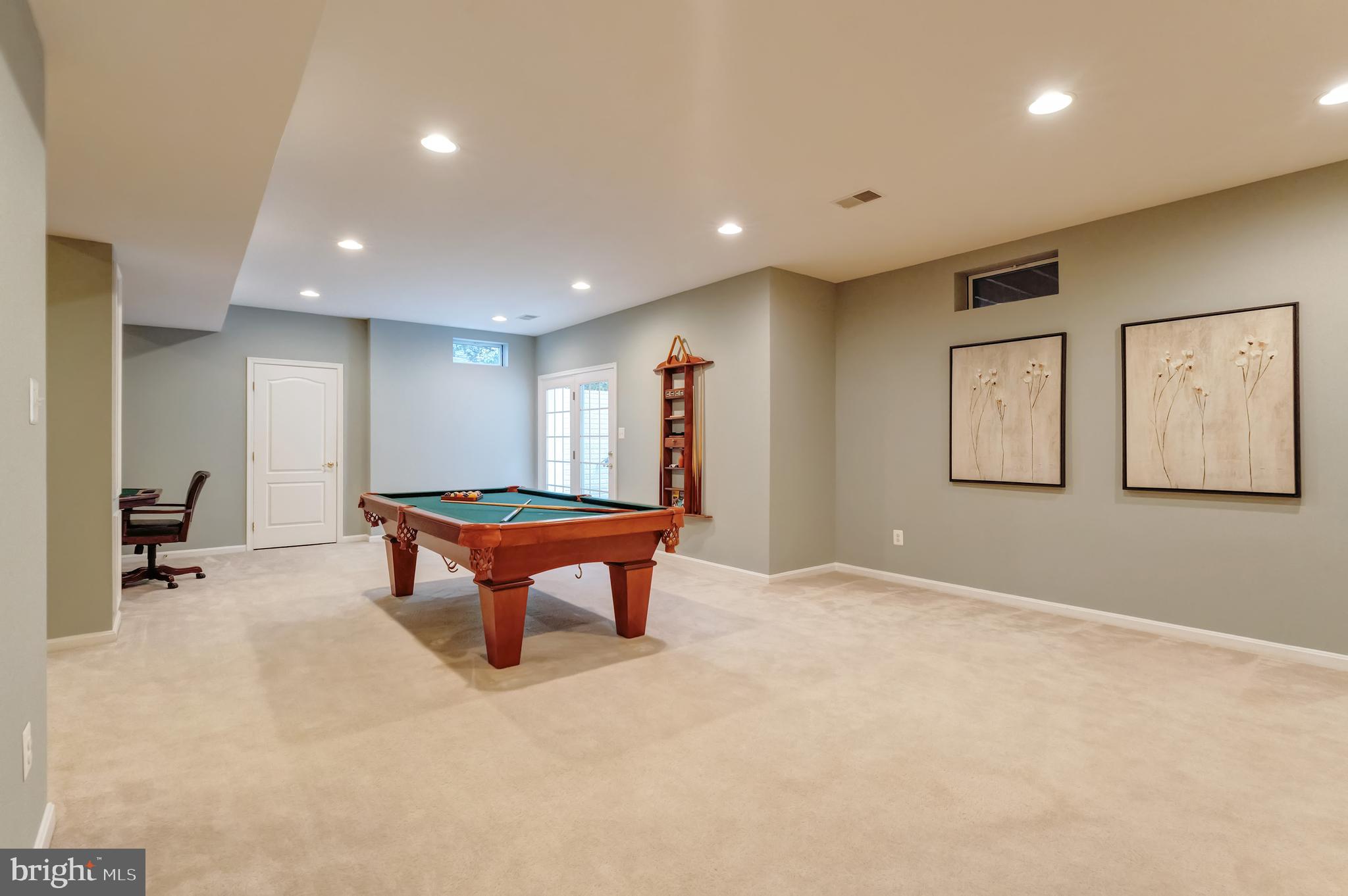 WOODLAND ESTATES - Residential