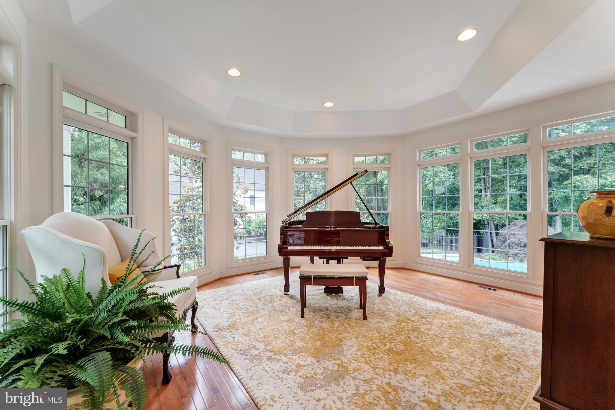 WOODLAND ESTATES - Residential