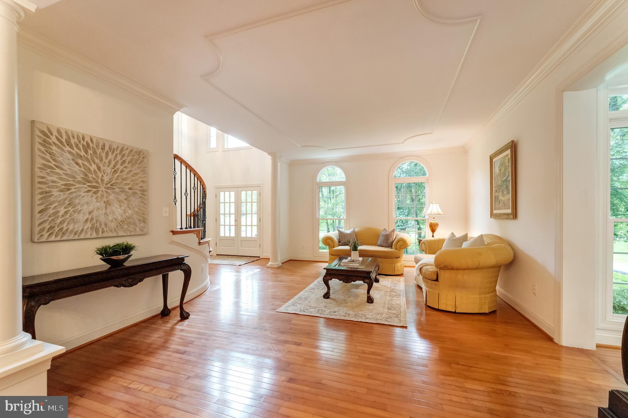 WOODLAND ESTATES - Residential