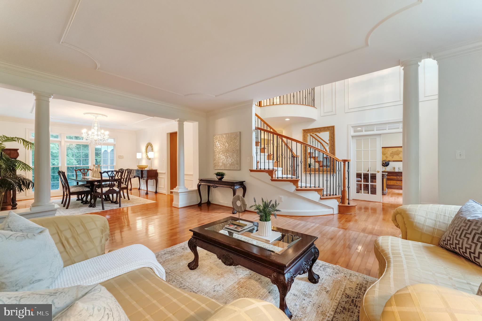 WOODLAND ESTATES - Residential