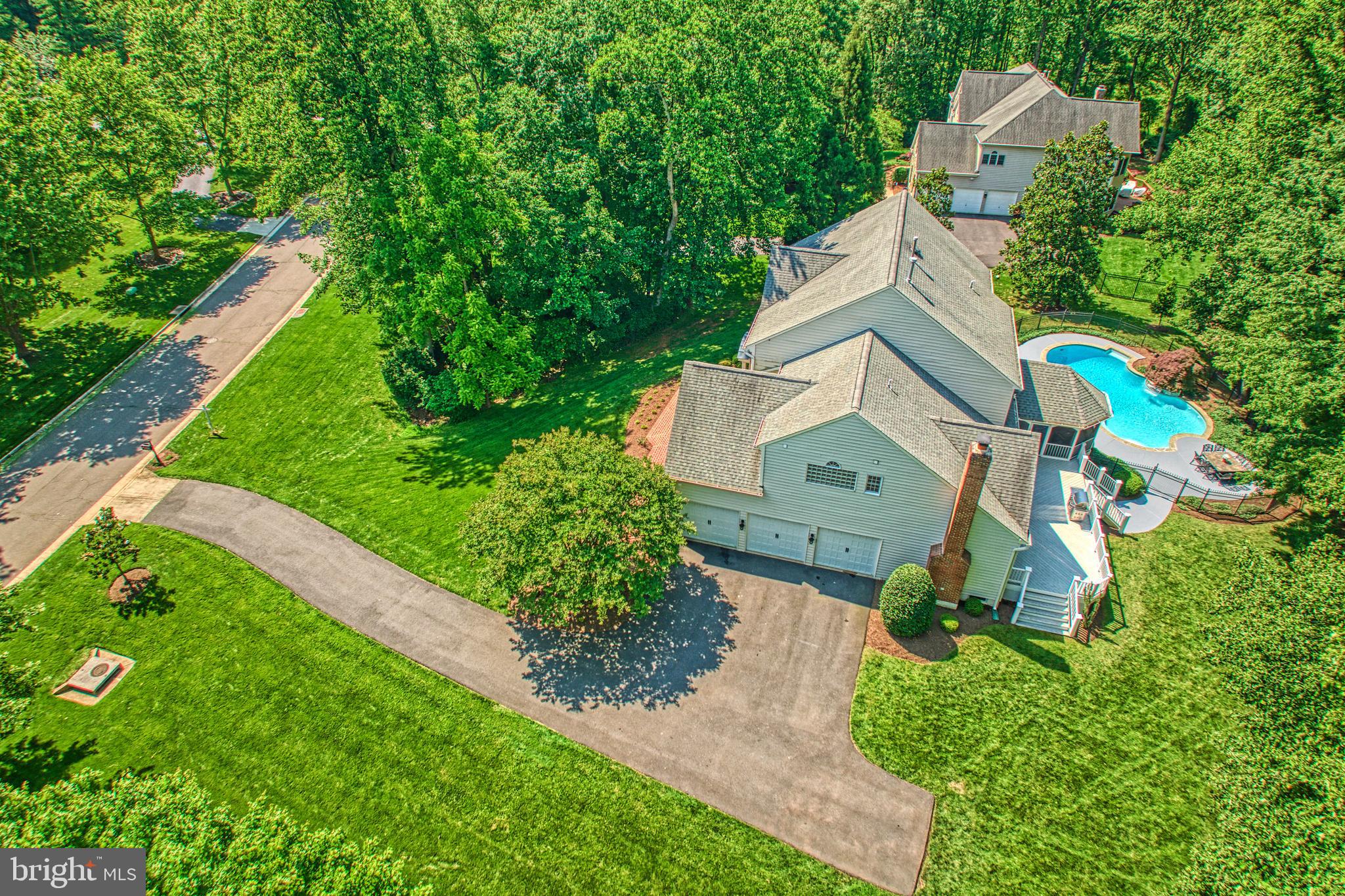 WOODLAND ESTATES - Residential