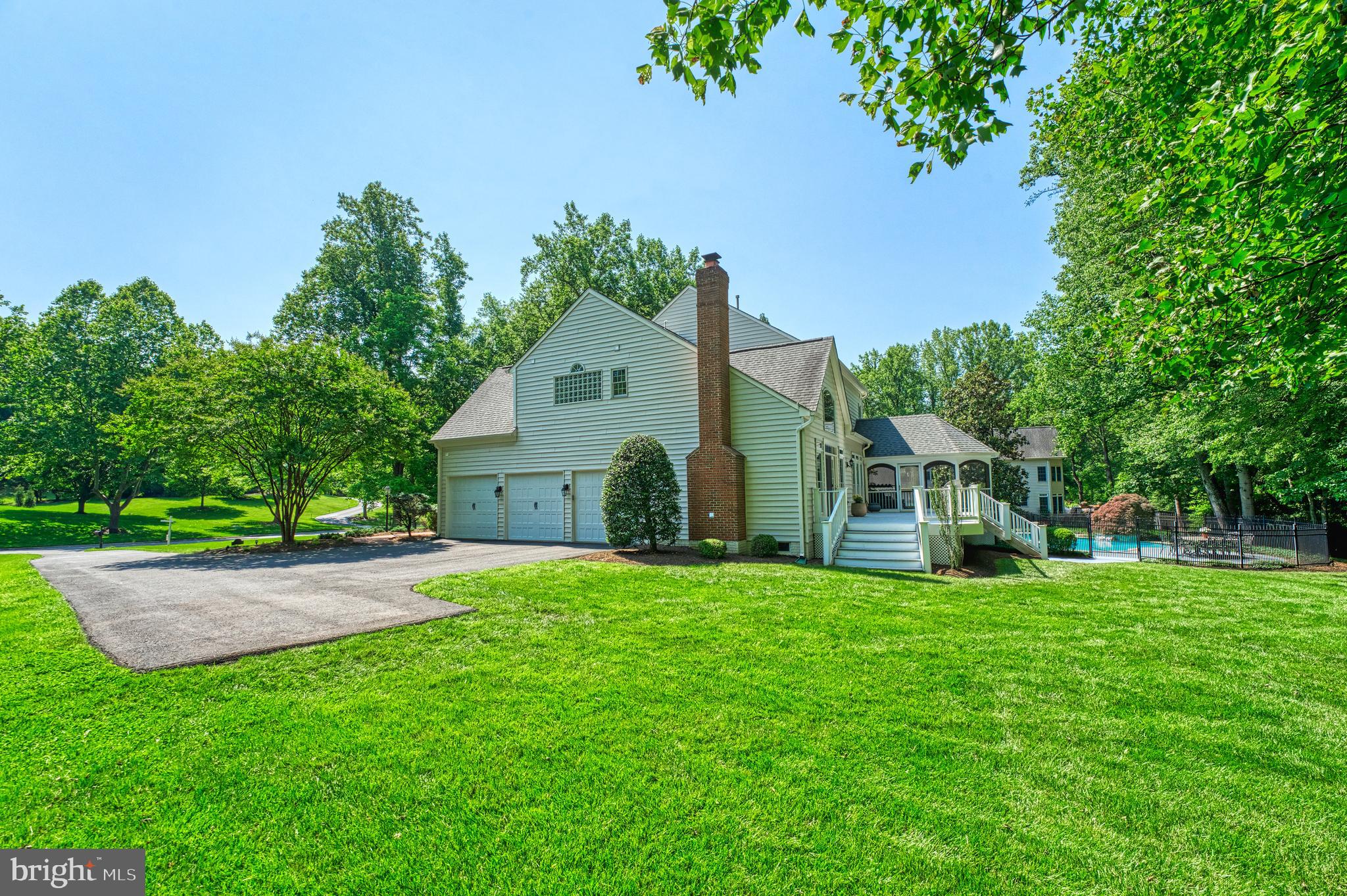 WOODLAND ESTATES - Residential