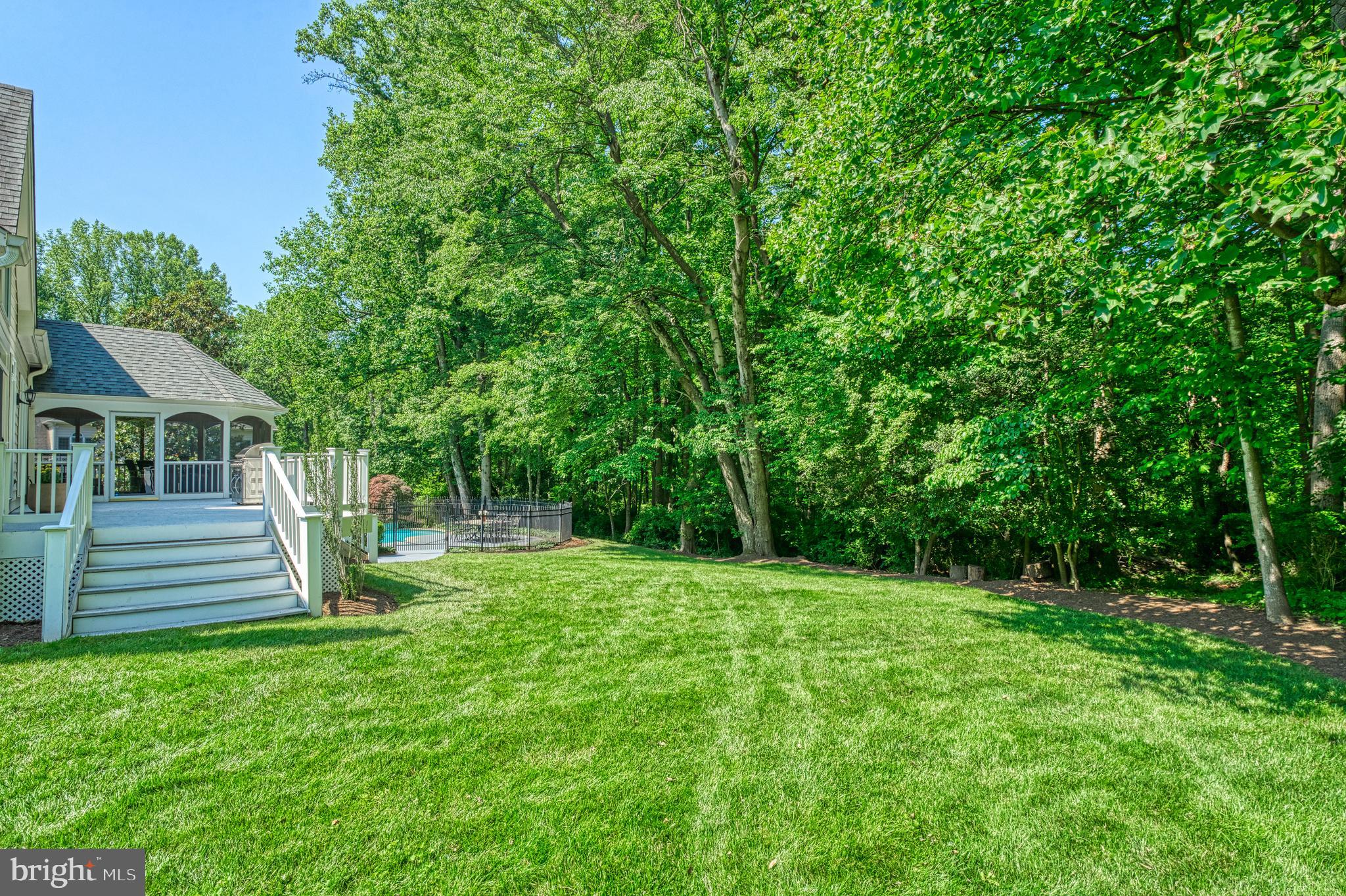 WOODLAND ESTATES - Residential