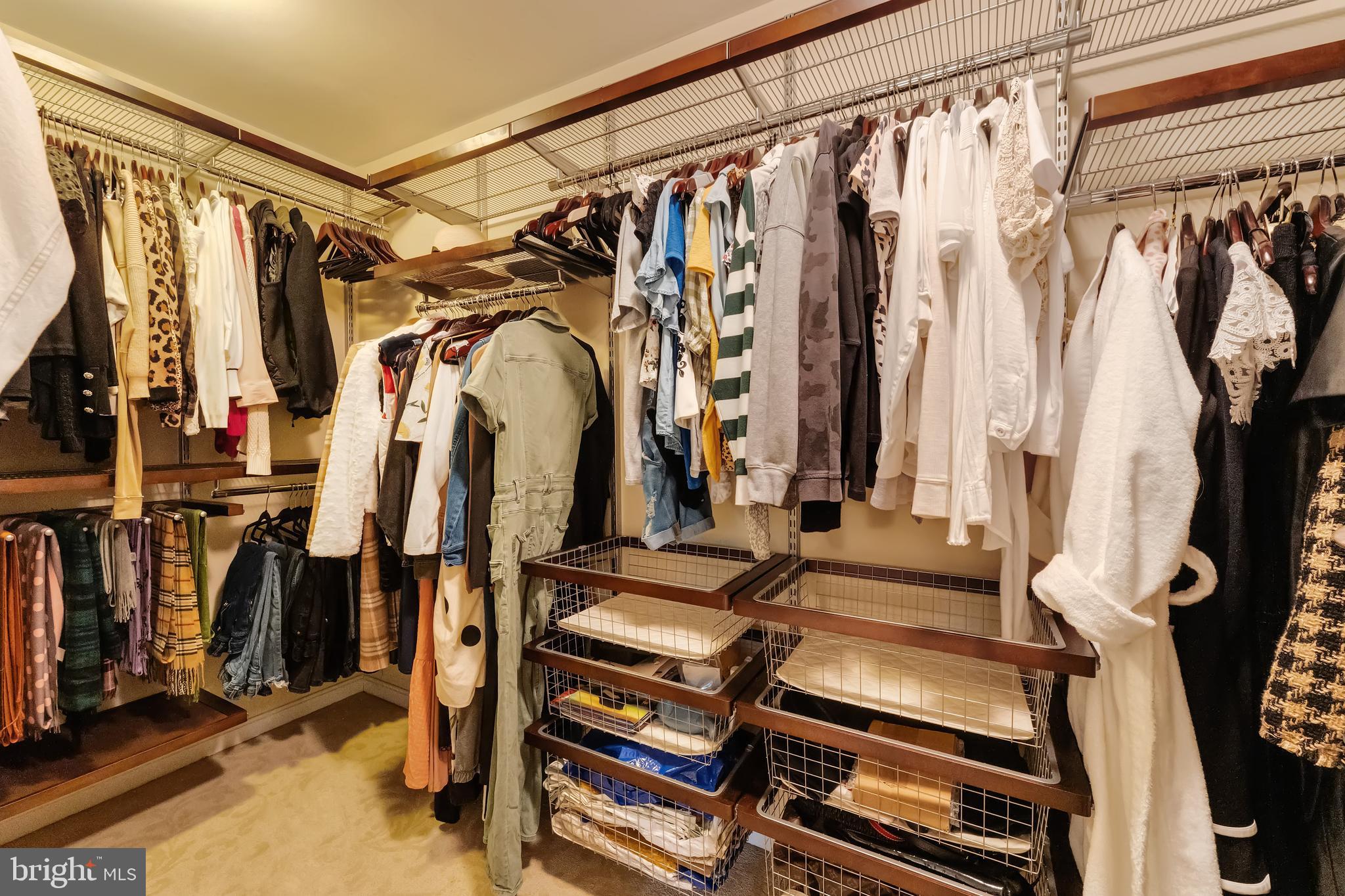 WOODLAND ESTATES - Residential