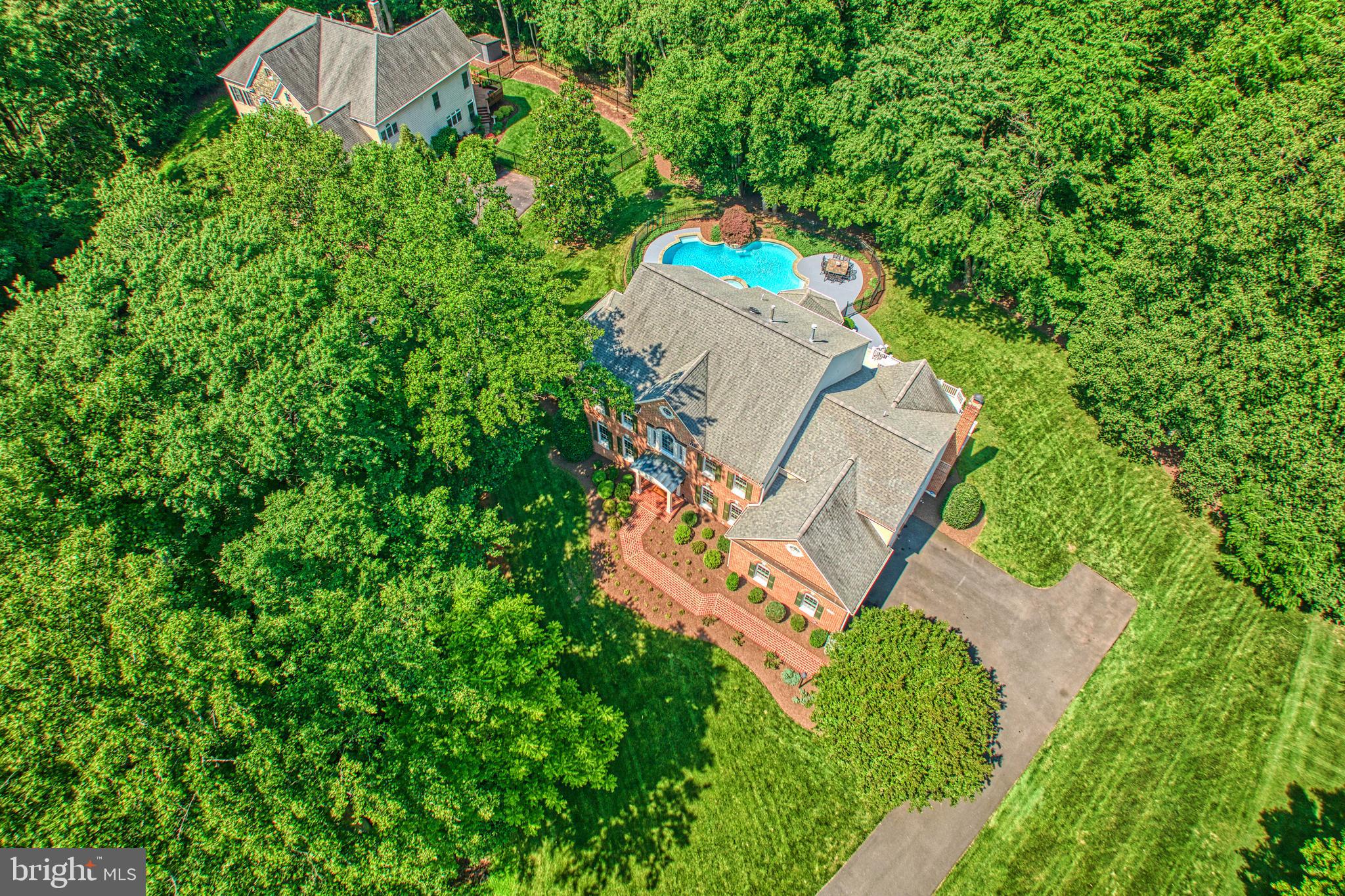 WOODLAND ESTATES - Residential