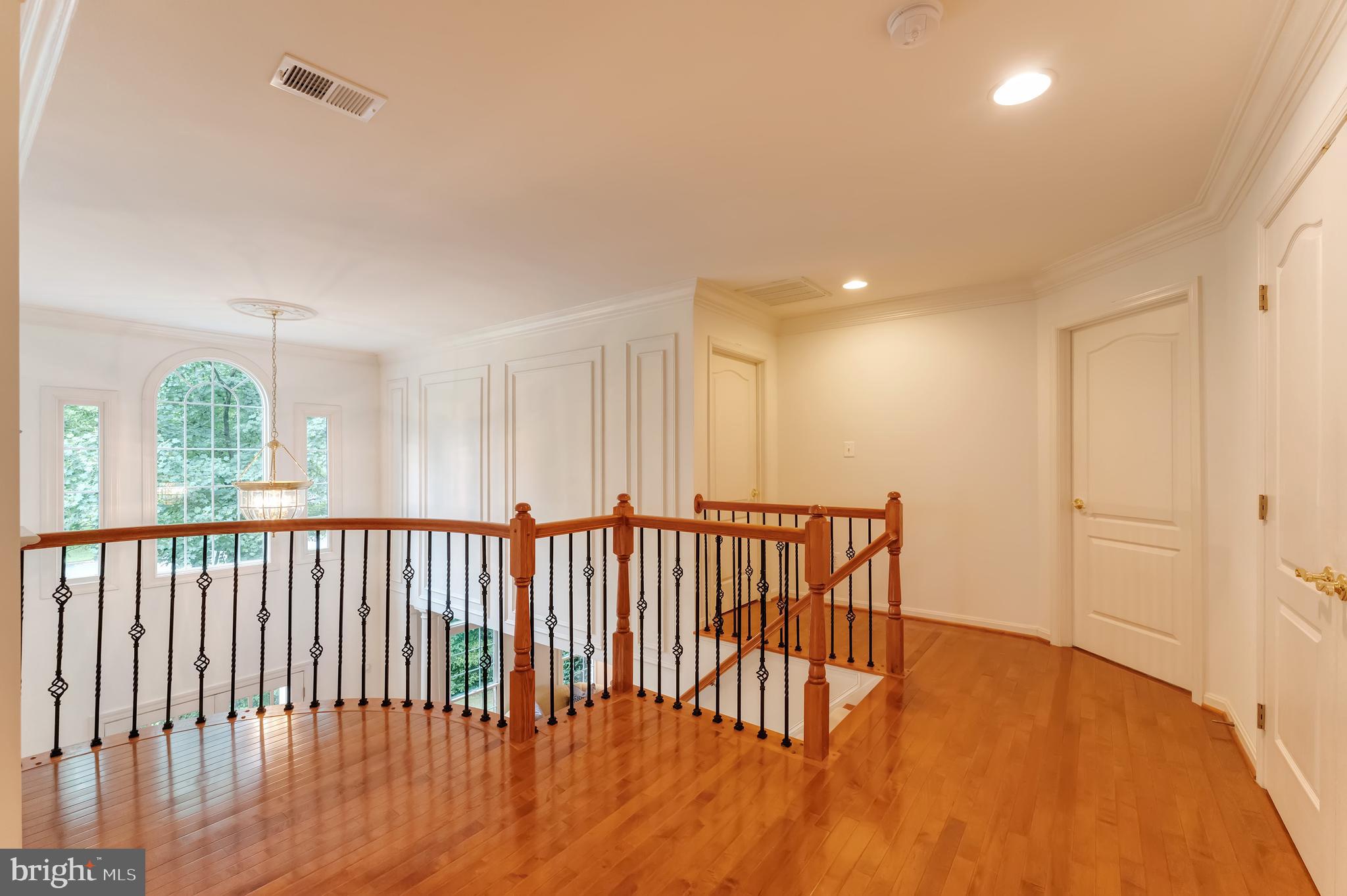 WOODLAND ESTATES - Residential