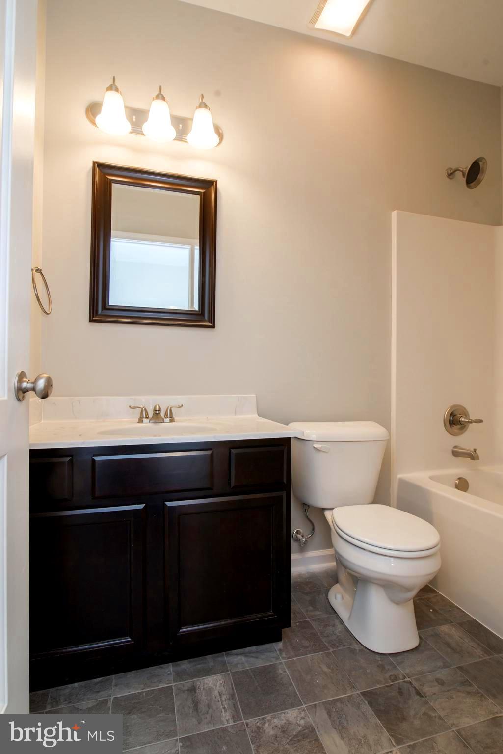 RED HILL - Residential