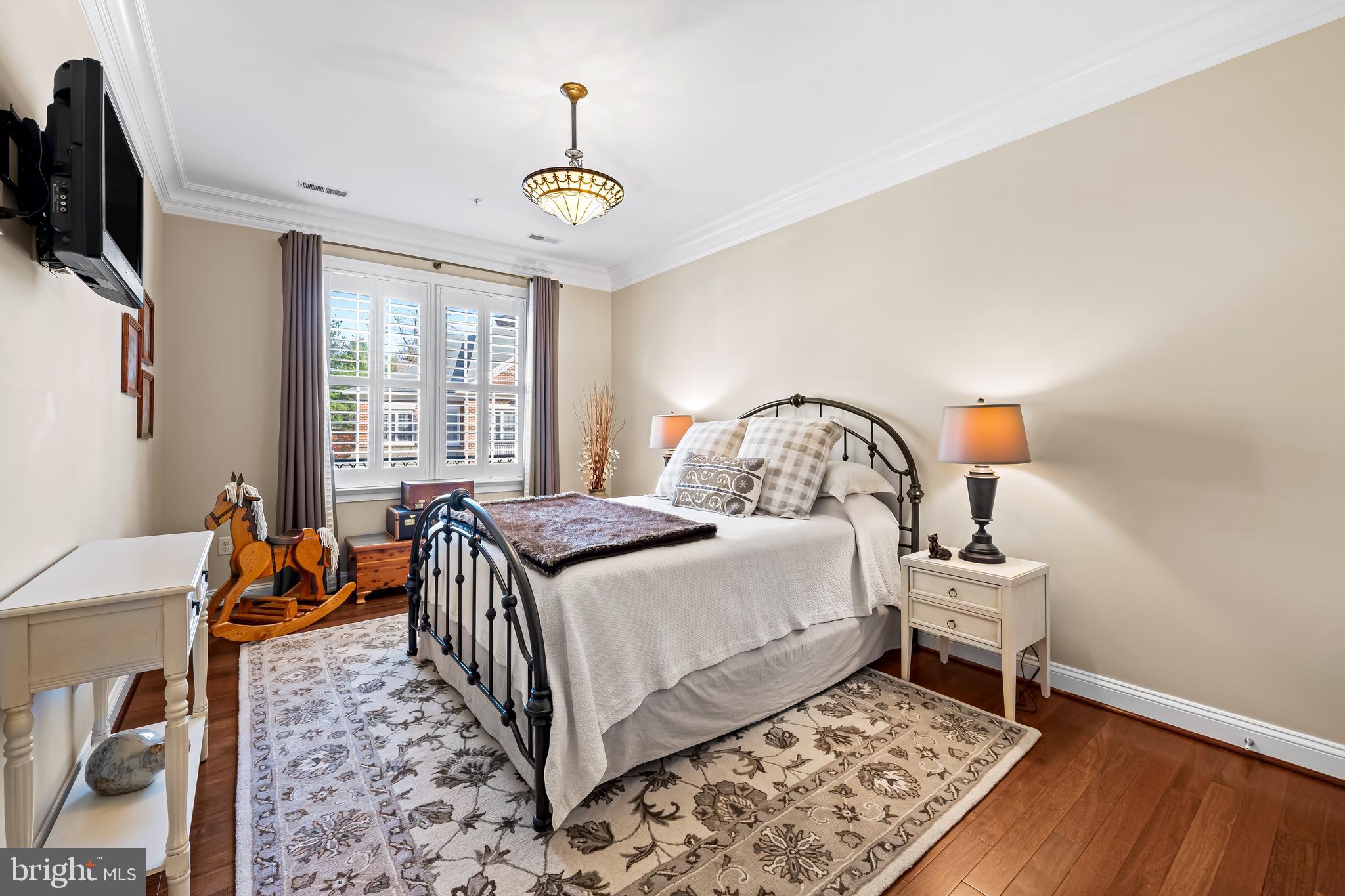 THE CLOISTERS - Residential