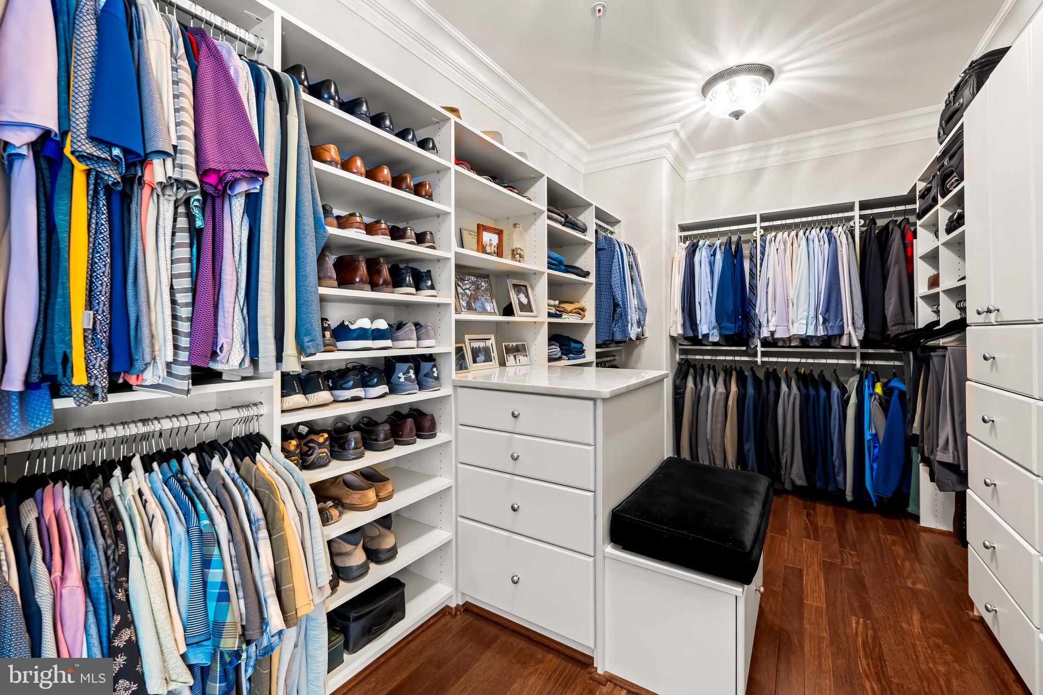 THE CLOISTERS - Residential