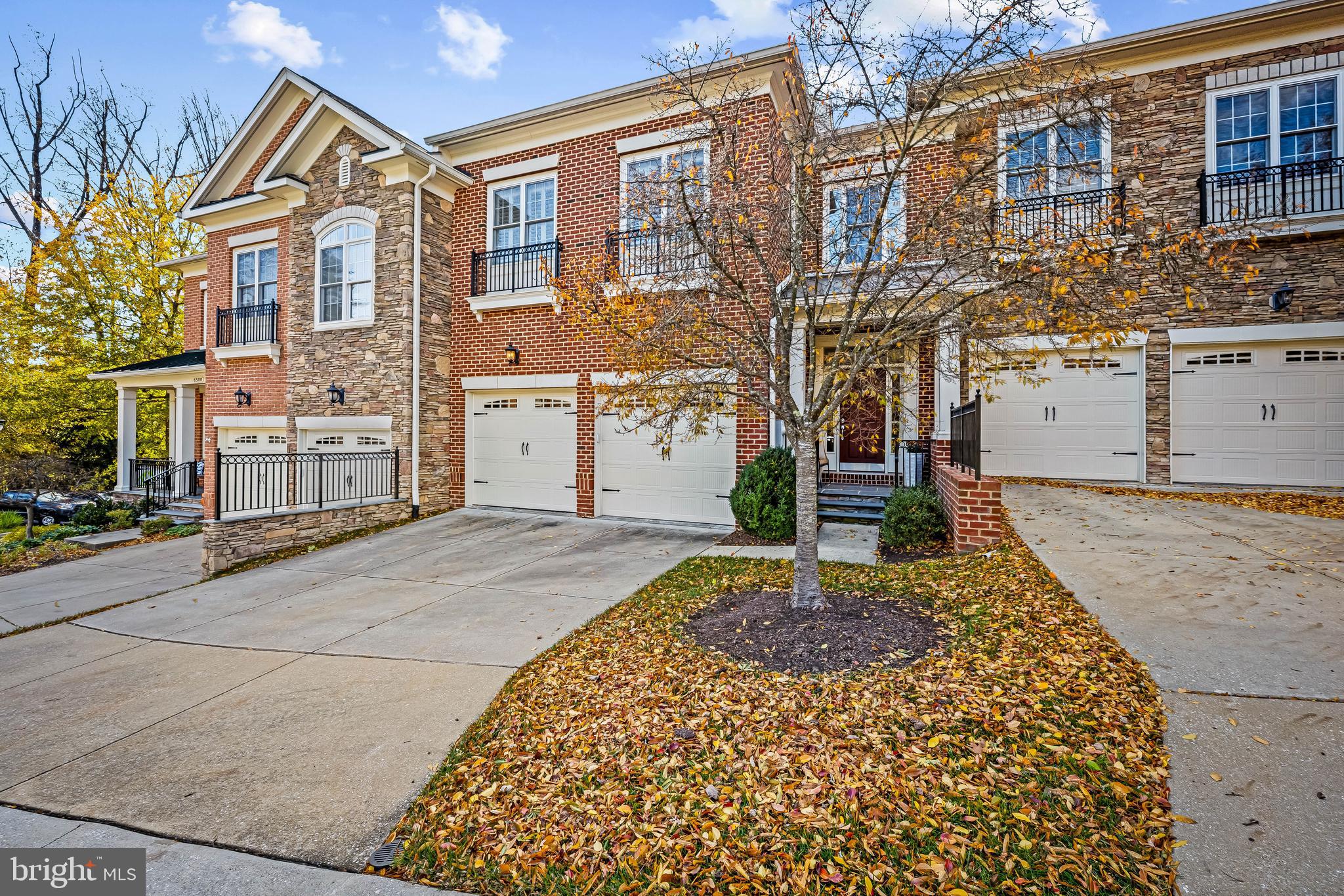THE CLOISTERS - Residential