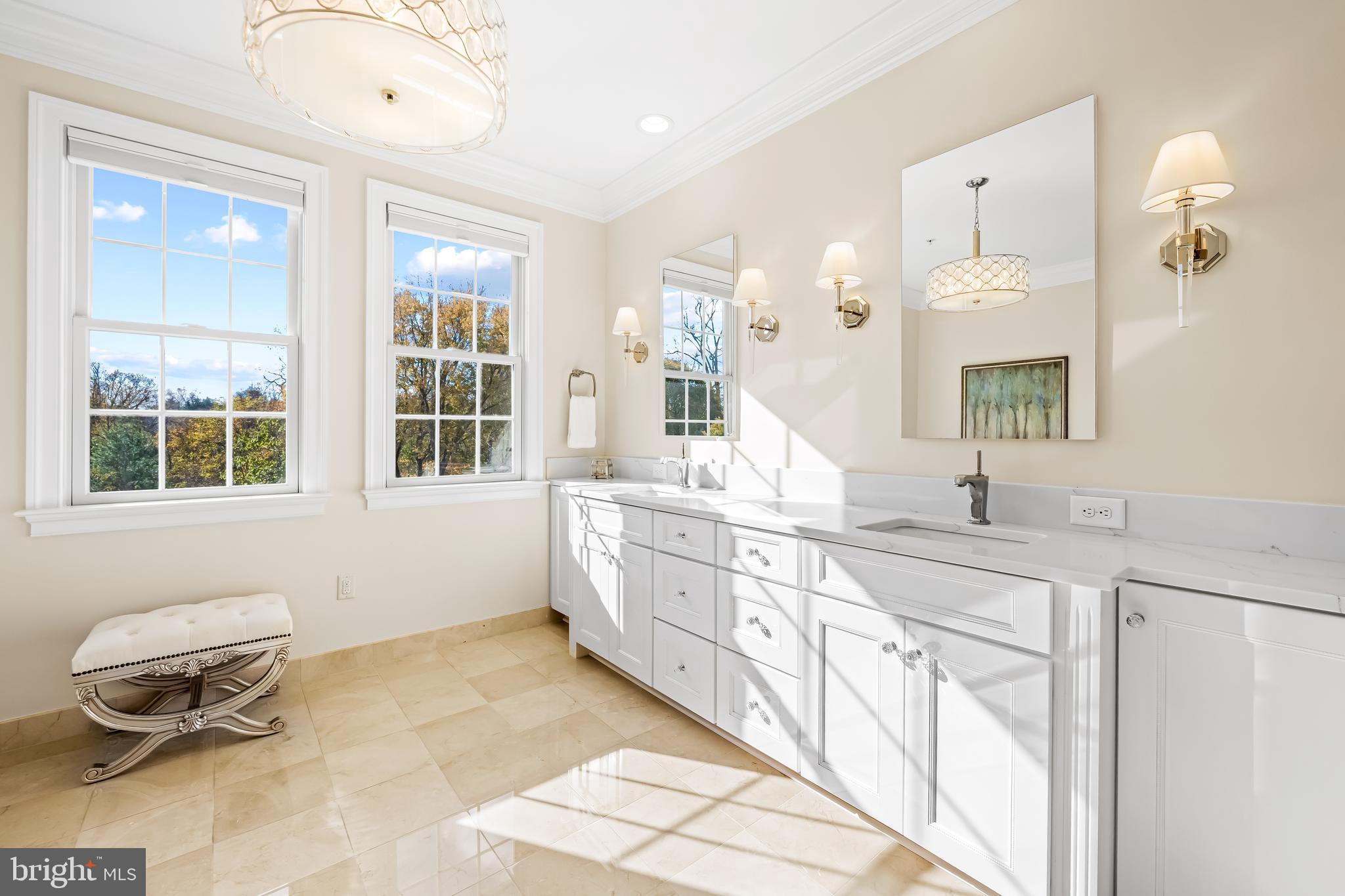 THE CLOISTERS - Residential