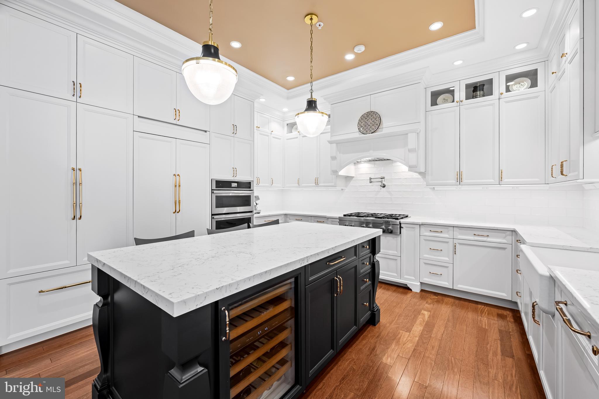 THE CLOISTERS - Residential