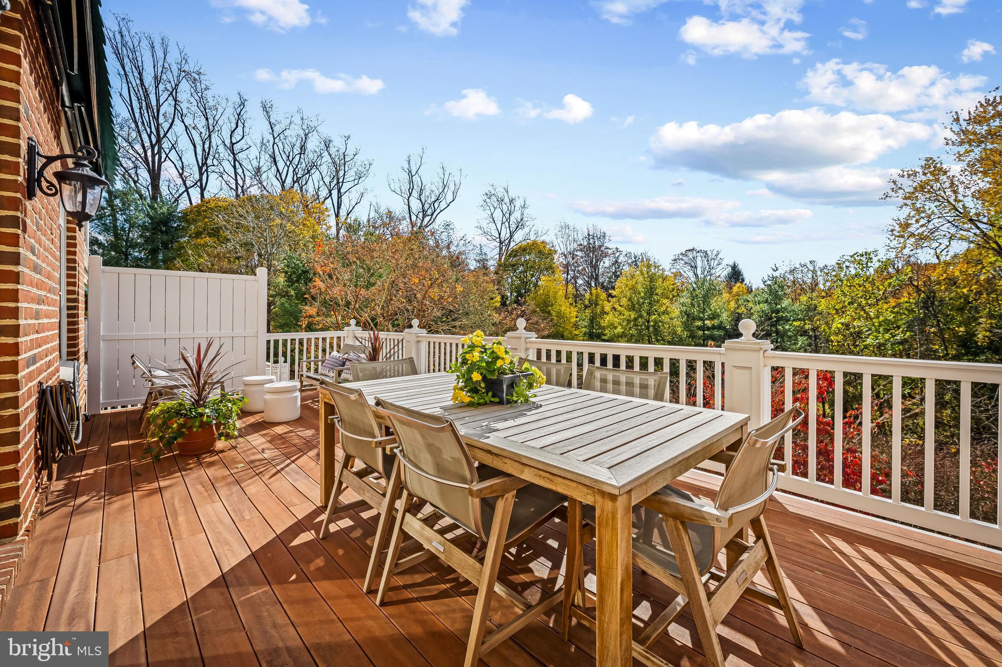 THE CLOISTERS - Residential