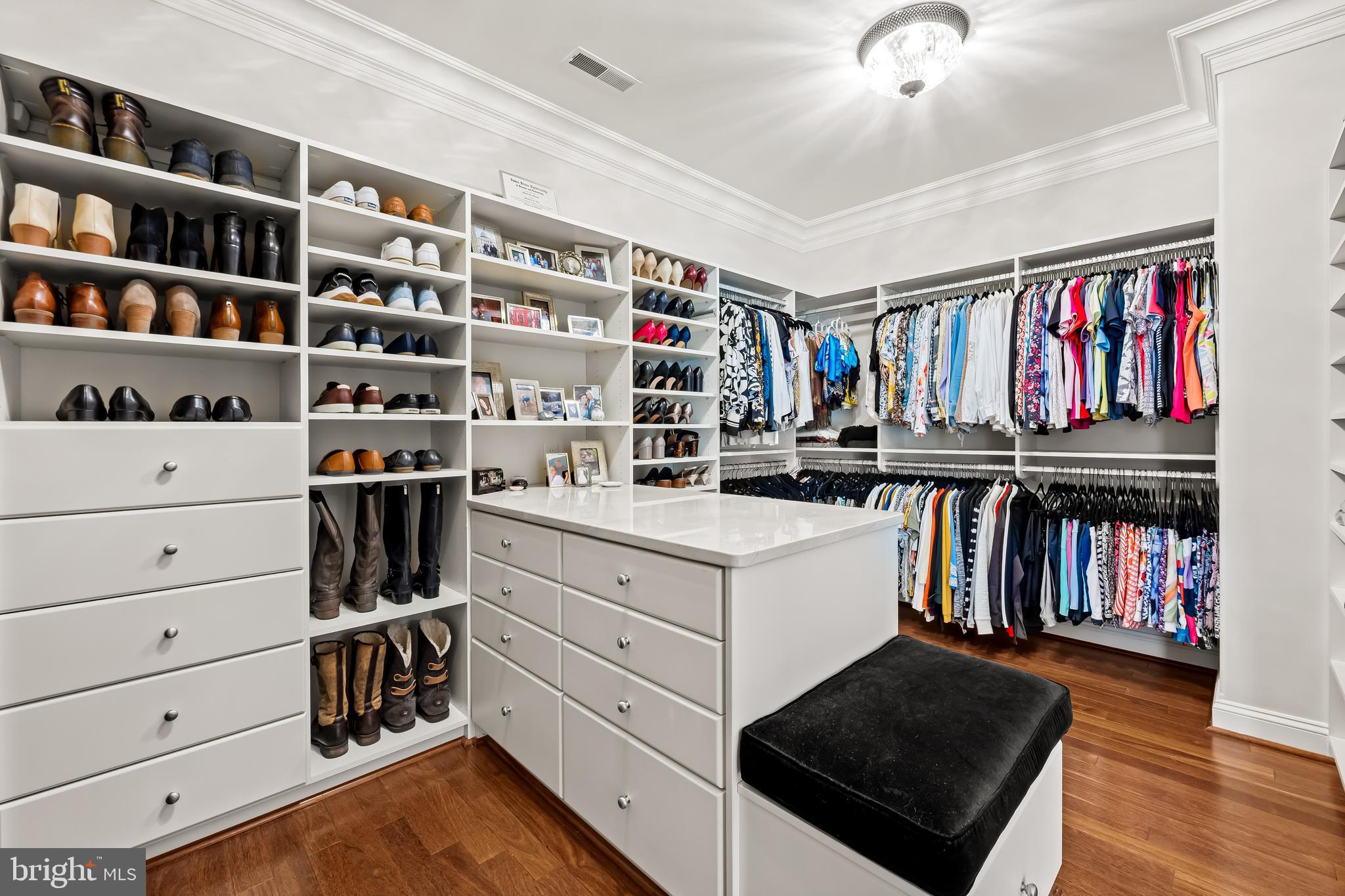 THE CLOISTERS - Residential