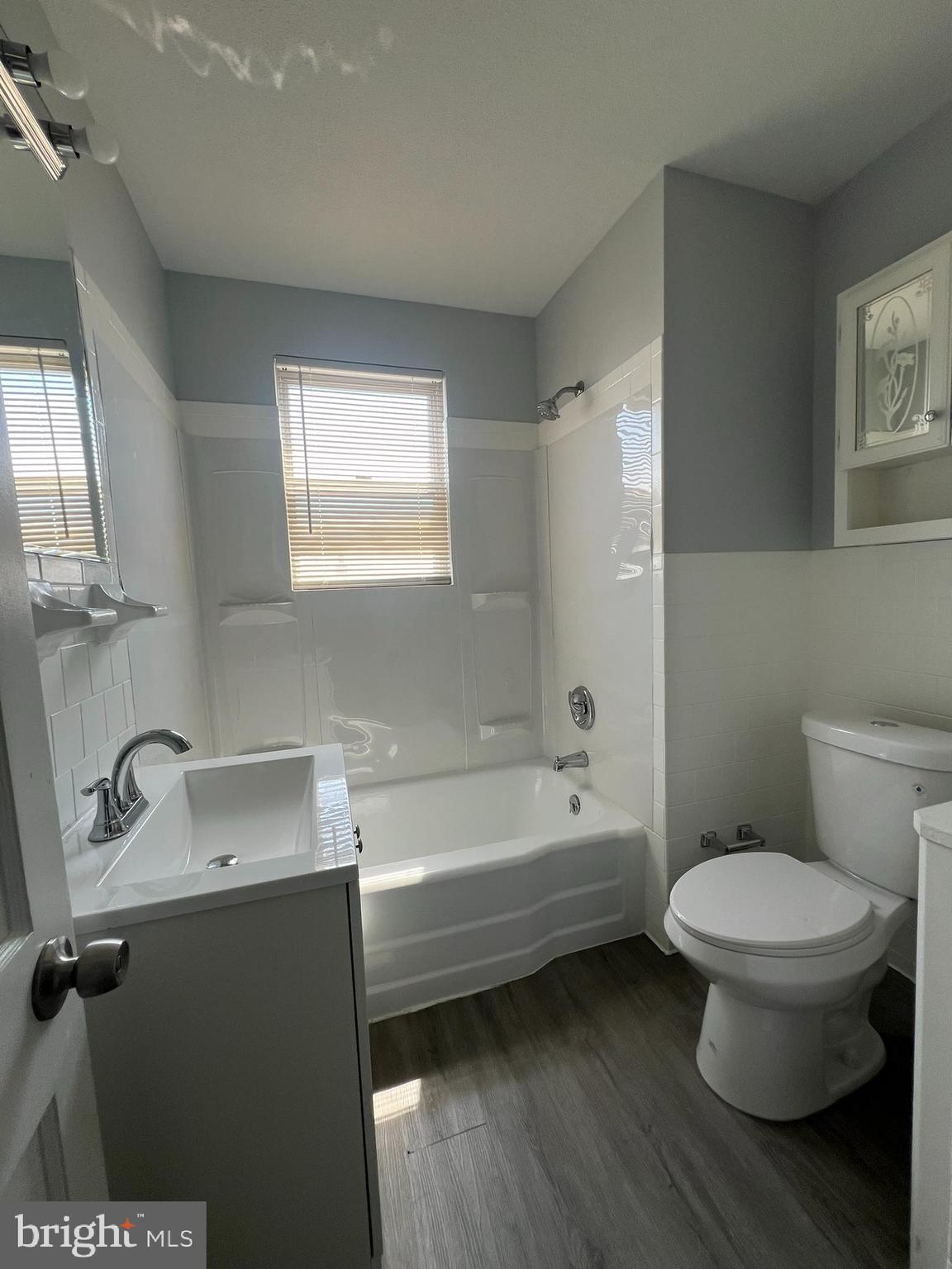 BELAIR-EDISON - Residential Lease