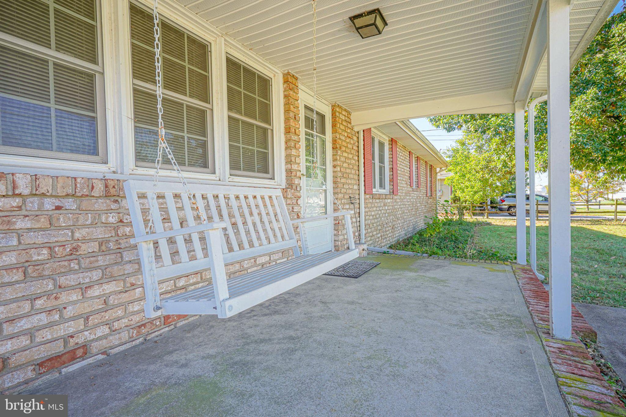 15 HELEN AVENUE