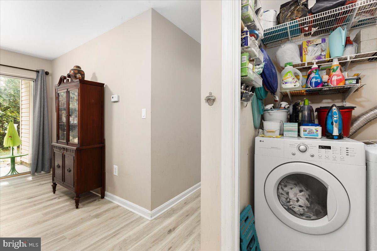 OAK LEAF VILLAS - Residential