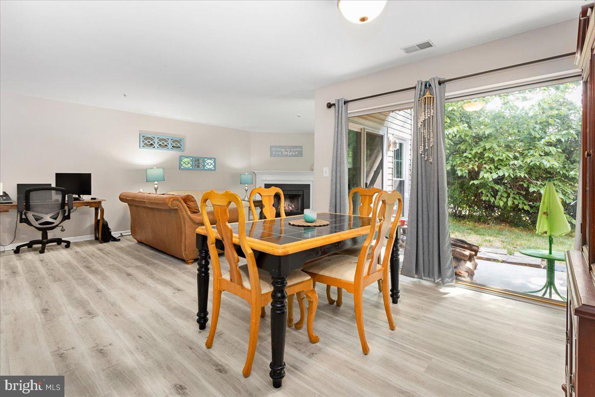 OAK LEAF VILLAS - Residential