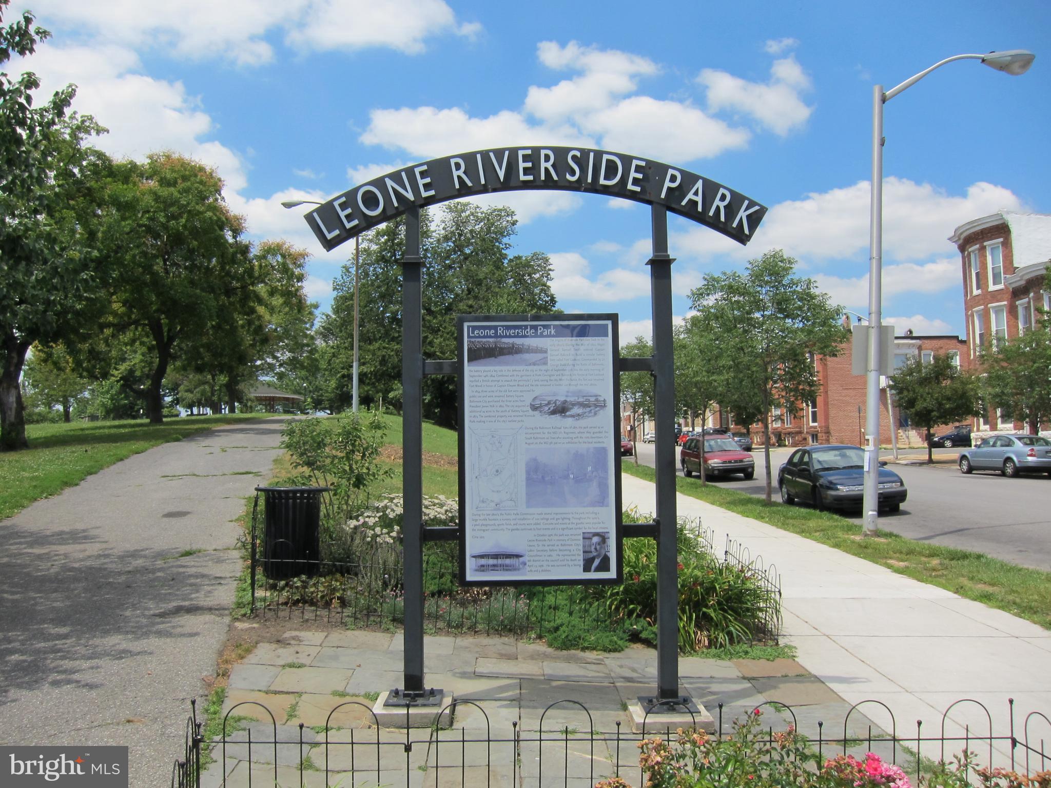 RIVERSIDE - Residential Lease