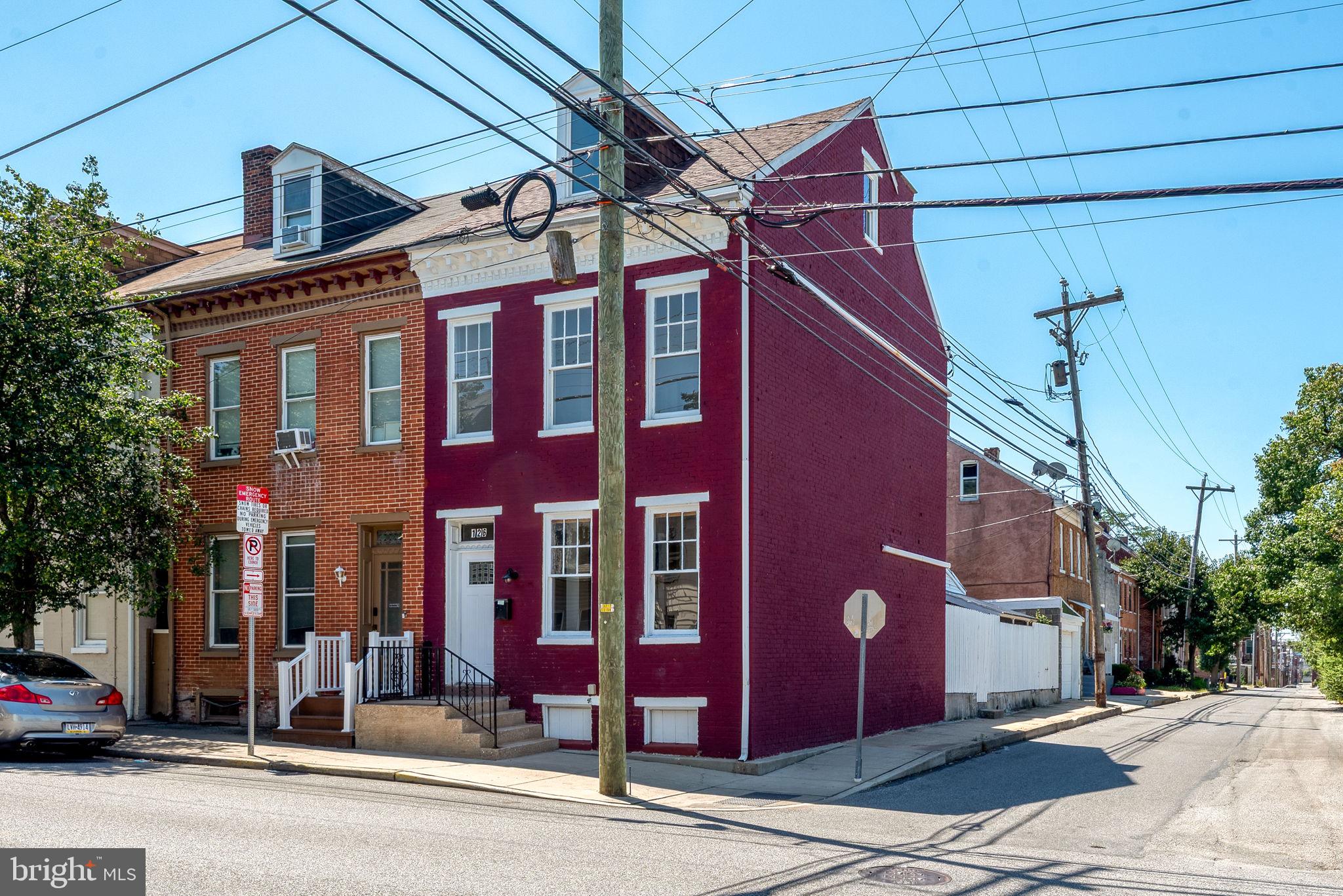 126 N QUEEN STREET