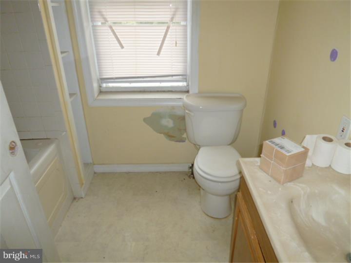EAST FALLS - Residential