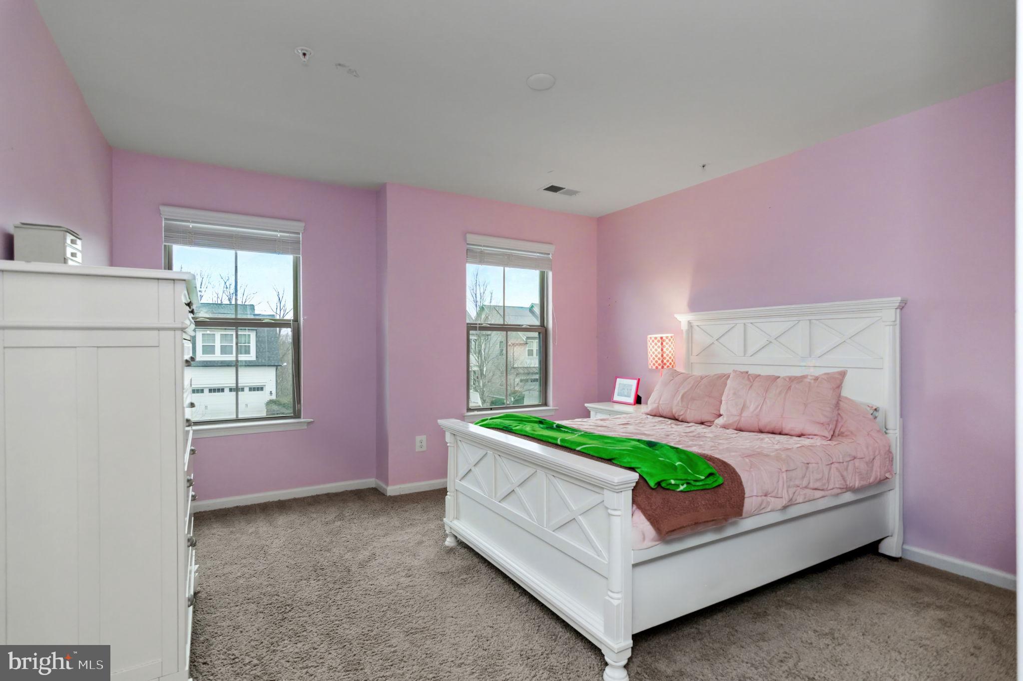 POTOMAC SHORES - Residential