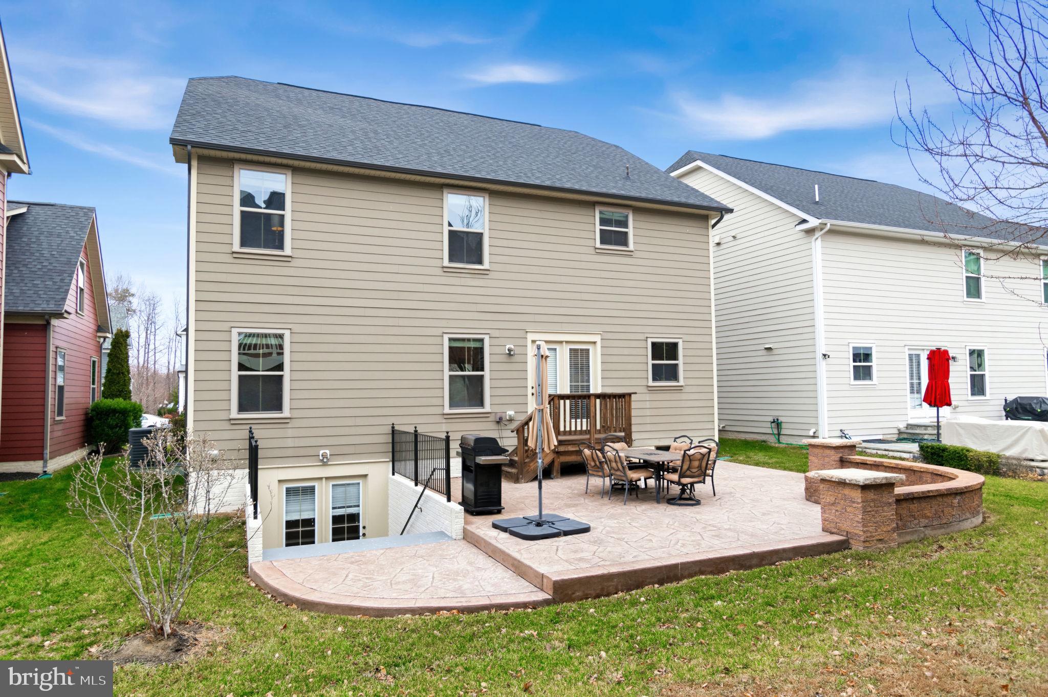 POTOMAC SHORES - Residential