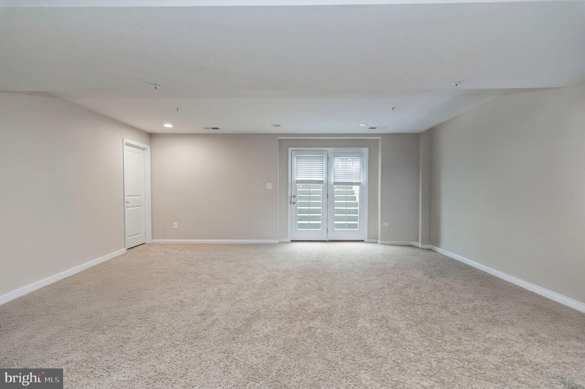 POTOMAC SHORES - Residential