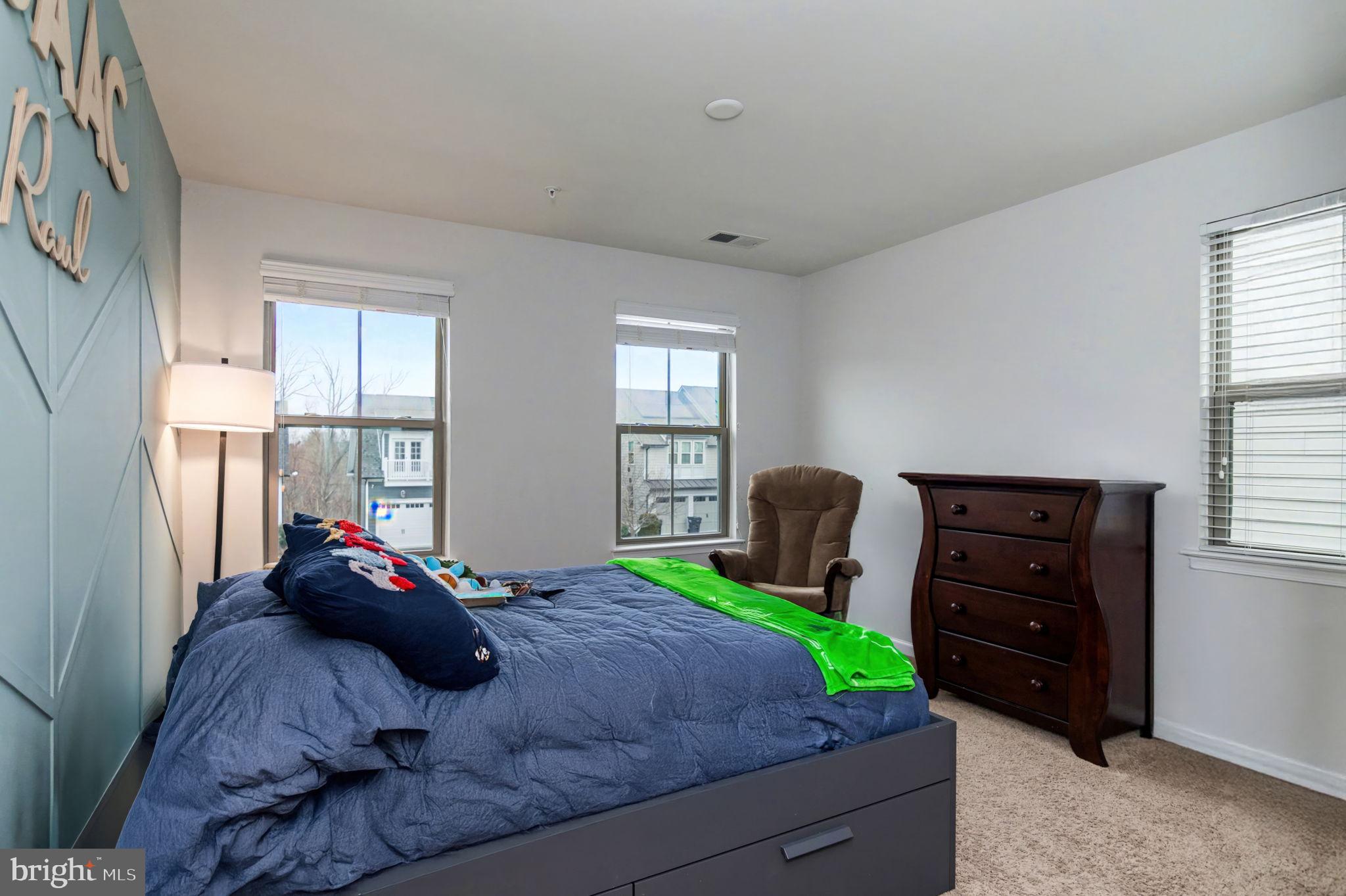 POTOMAC SHORES - Residential