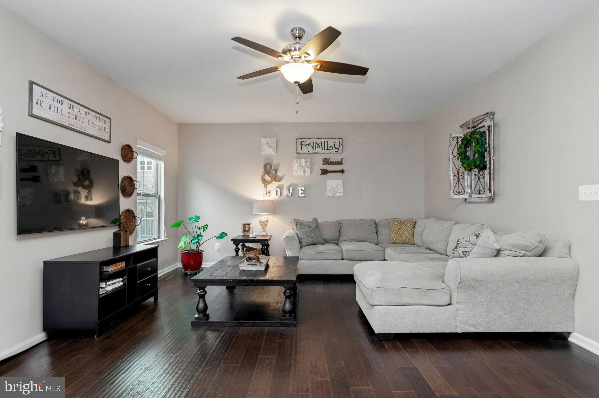 POTOMAC SHORES - Residential