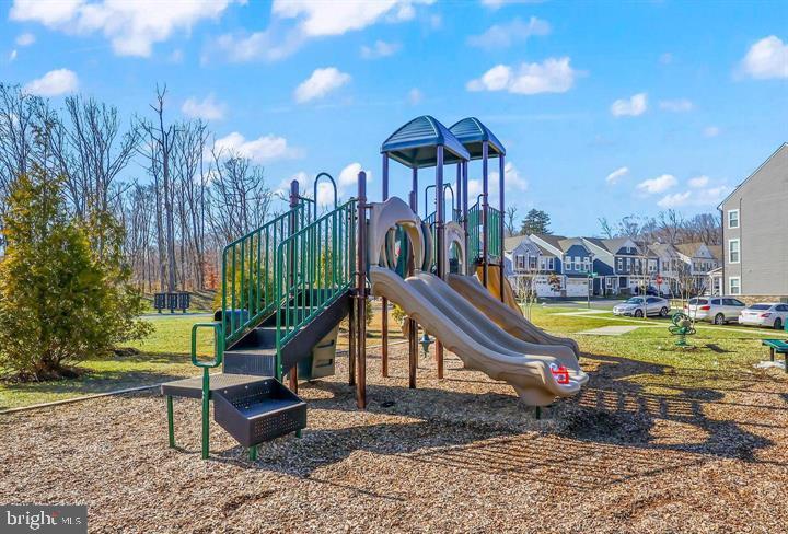 POTOMAC SHORES - Residential