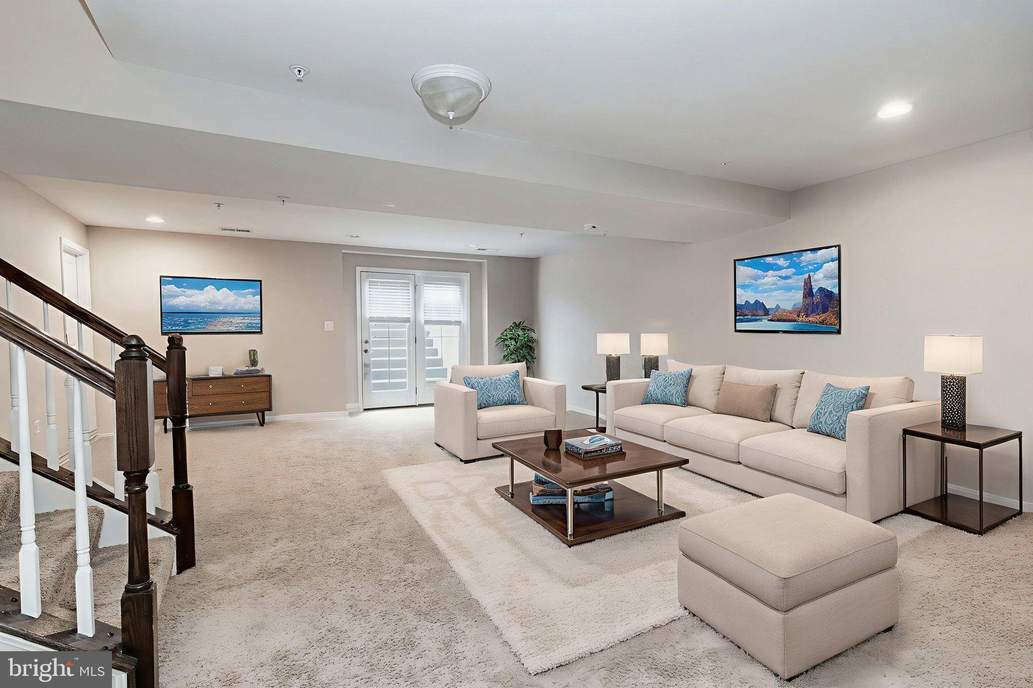 POTOMAC SHORES - Residential