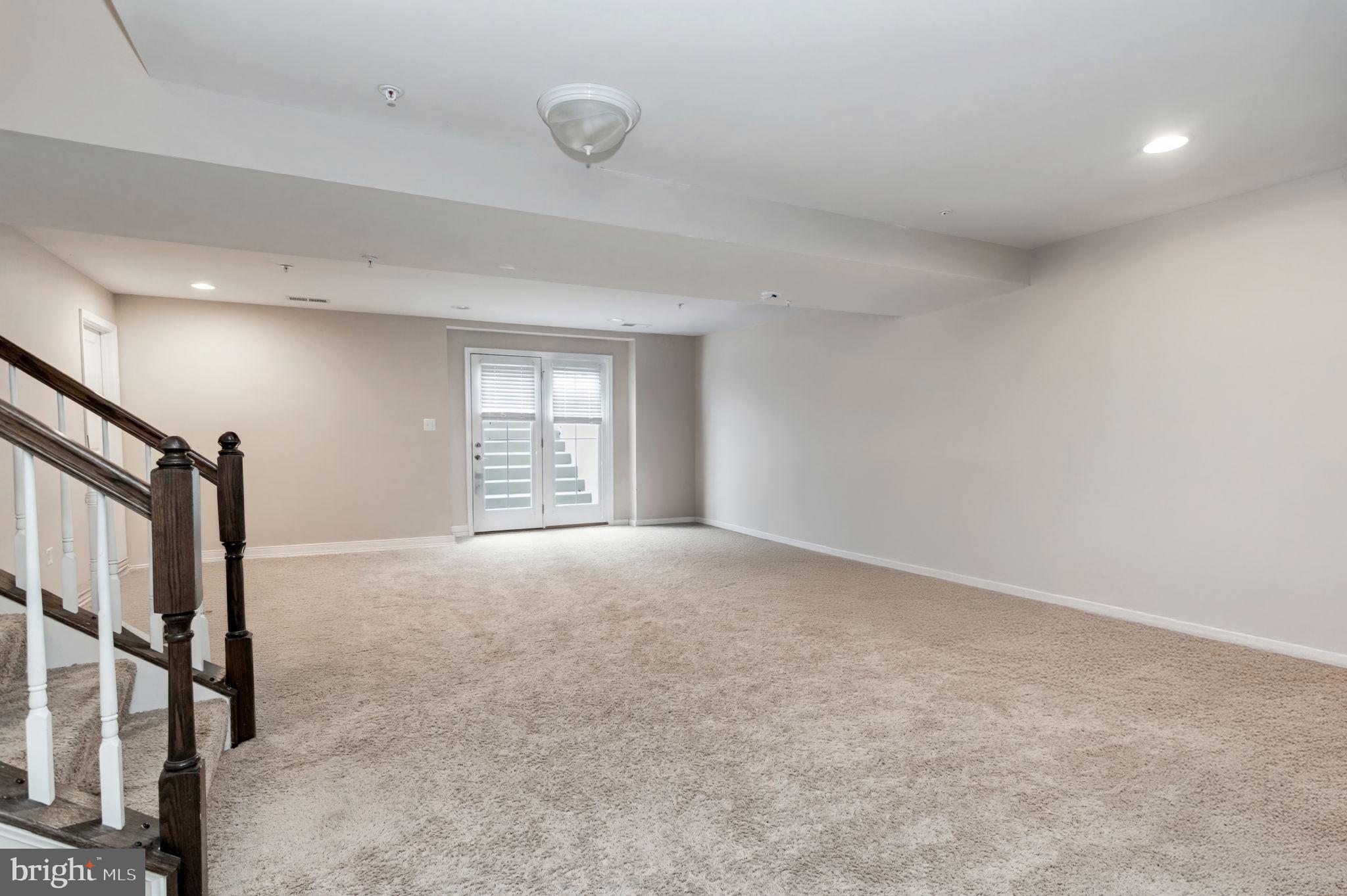 POTOMAC SHORES - Residential