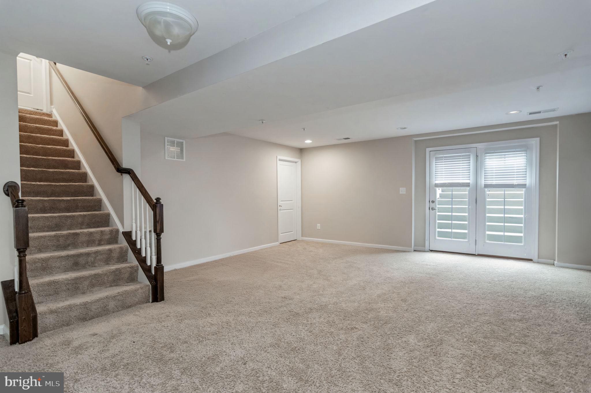 POTOMAC SHORES - Residential