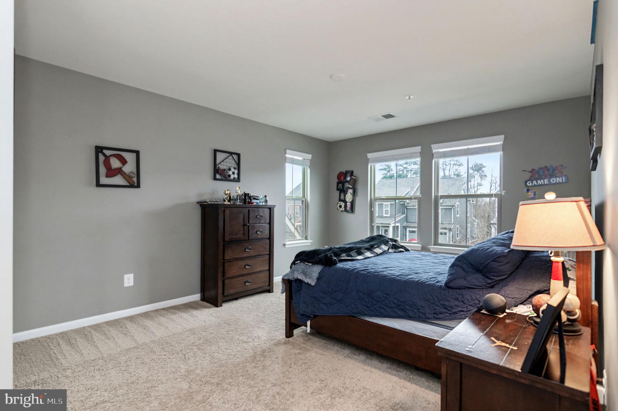 POTOMAC SHORES - Residential