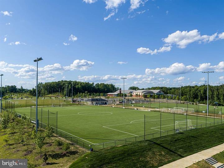 POTOMAC SHORES - Residential