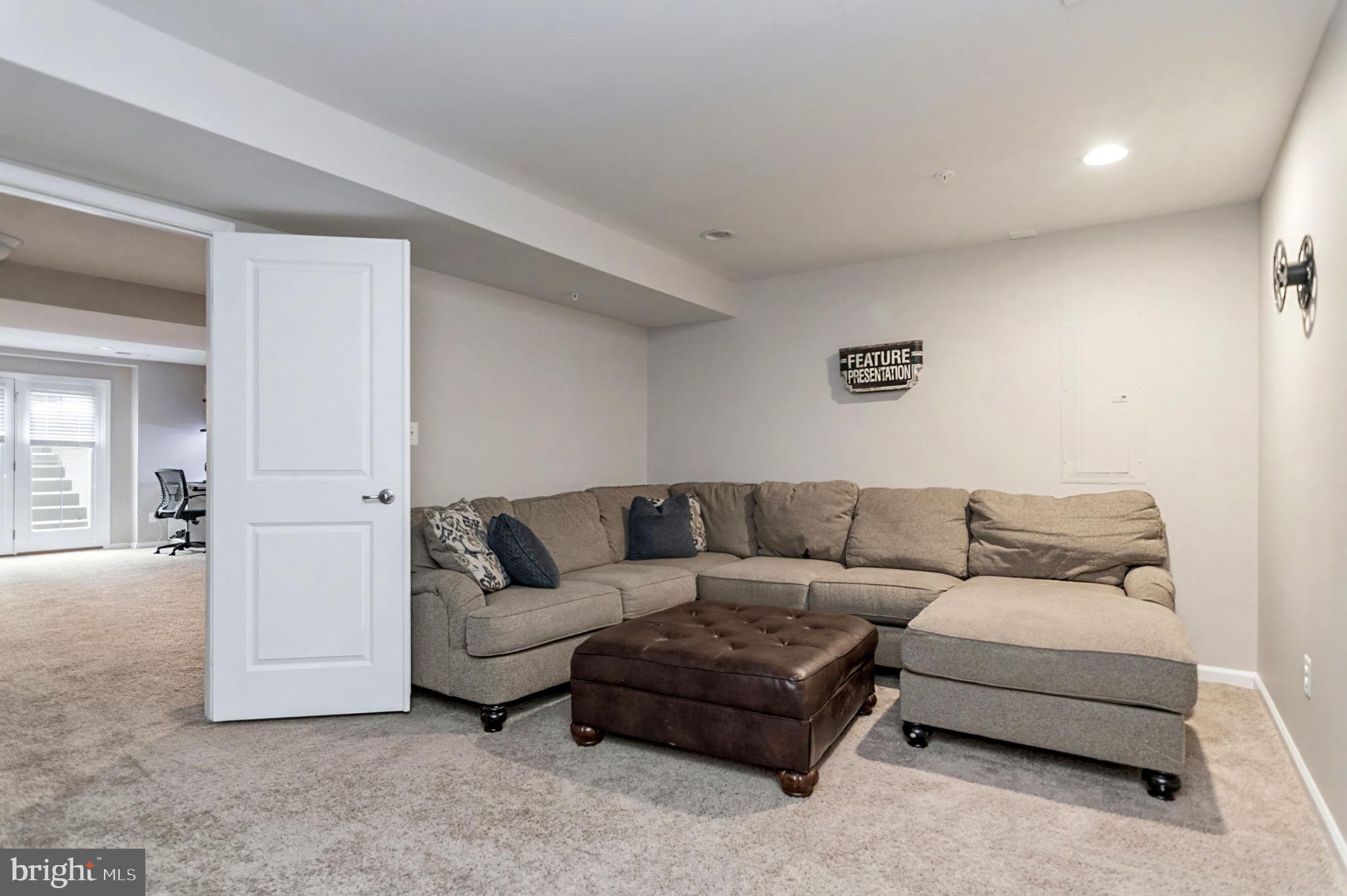 POTOMAC SHORES - Residential