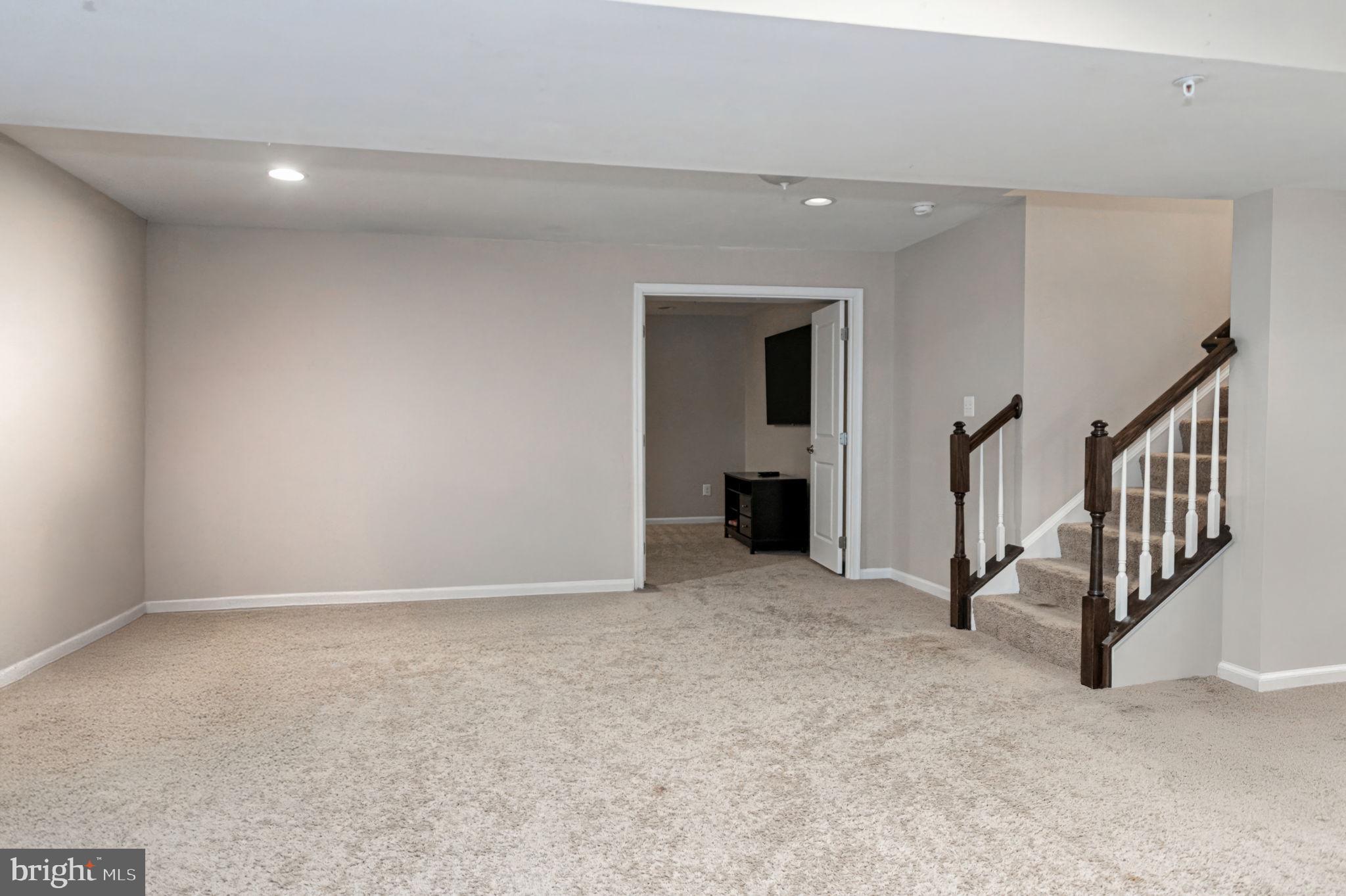 POTOMAC SHORES - Residential