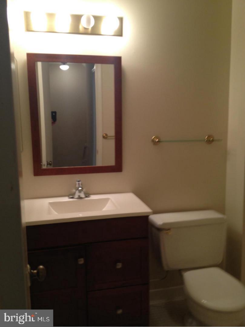 CHURCHILL SQUARE - Residential Lease